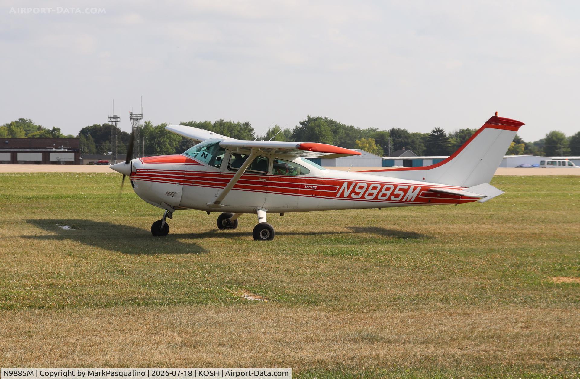 Aircraft N9885M, 1976 Cessna 182P Skylane, c/n 18264783, Cessna 182P, at KOSH, photo by MarkPasqualino