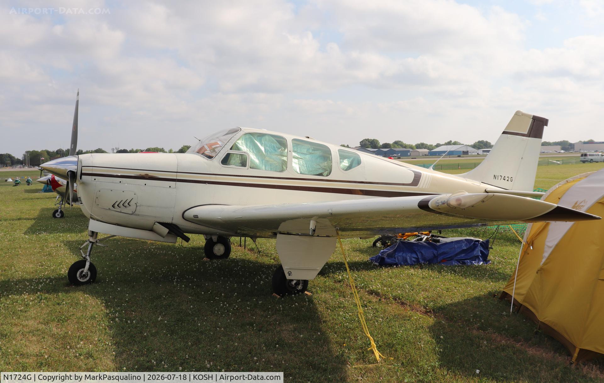 Aircraft N1724G, 1962 Beech 35-B33 Debonair, c/n CD-487, Beech B33, at KOSH, photo by MarkPasqualino
