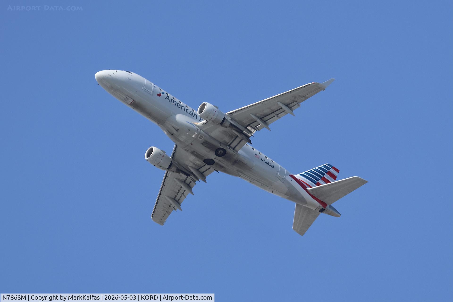 Aircraft N786SM, 2004 Embraer 170SE (ERJ-170-100SE), c/n 17000052, E170 Envoy Air/American Eagle Embraer ERJ-170-100SE N786SM departing 28R KORD, at KORD, photo by MarkKalfas