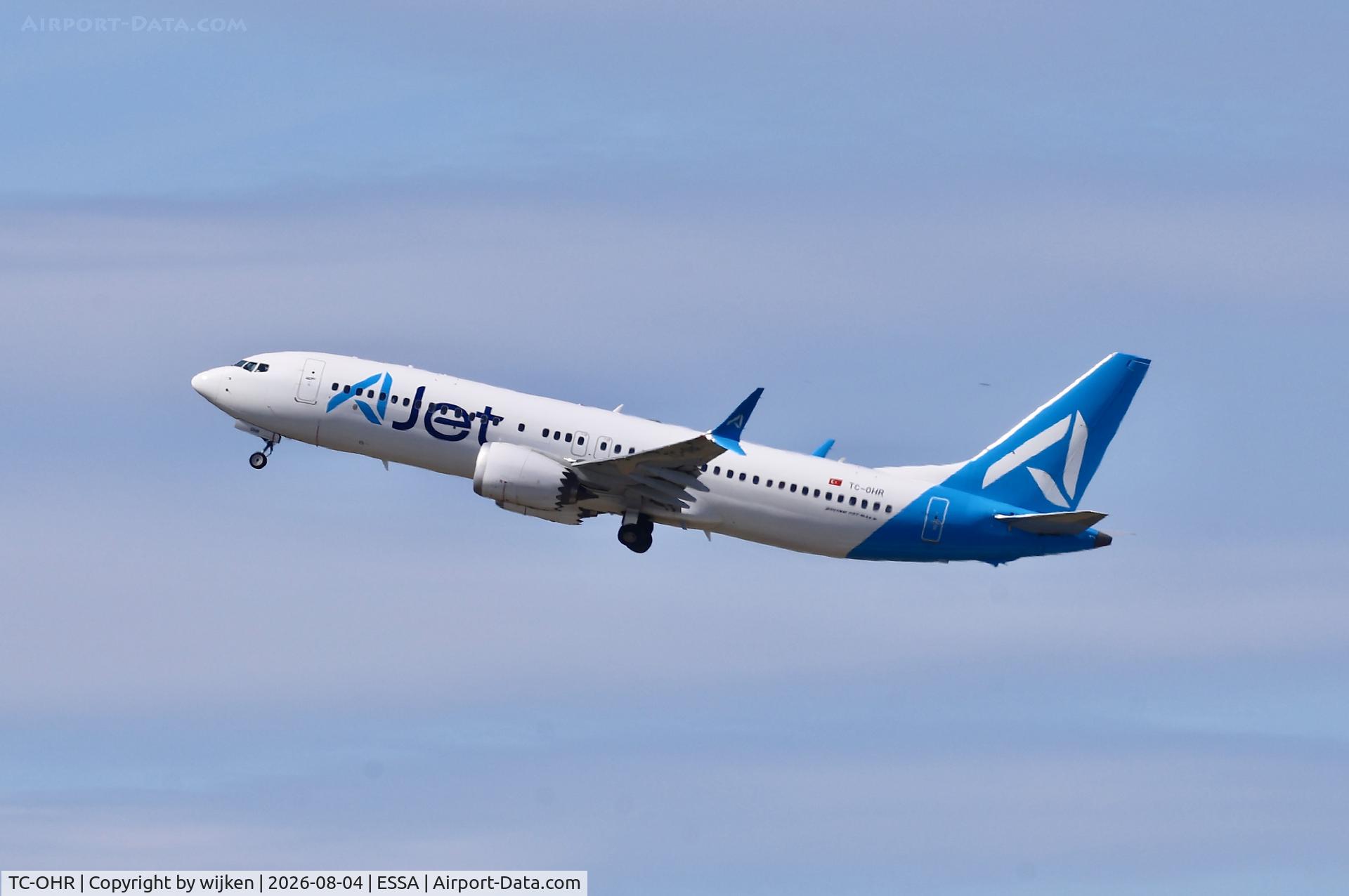 Aircraft TC-OHR, 2025 Boeing 737-8 MAX, c/n 61301 l/n 9377, Rwy 19R, at ESSA, photo by wijken