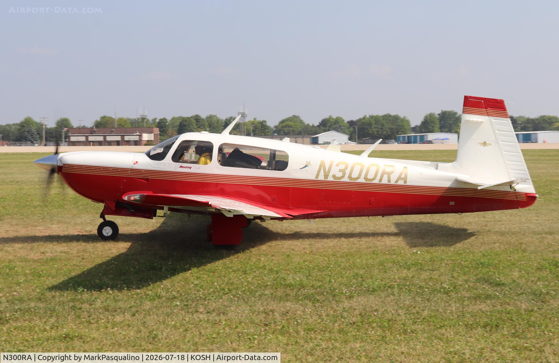 Aircraft N300RA, 1993 Mooney M20M Bravo, c/n 27-0166, Mooney M20M, at KOSH, photo by MarkPasqualino