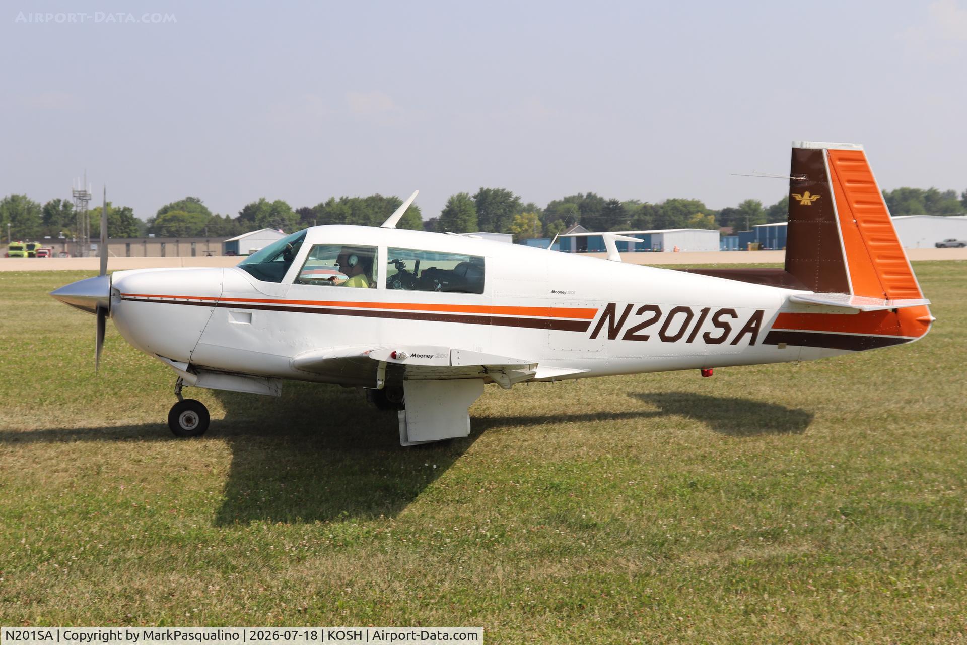 Aircraft N201SA, 1977 Mooney M20J 201, c/n 24-0114, Mooney M20J, at KOSH, photo by MarkPasqualino