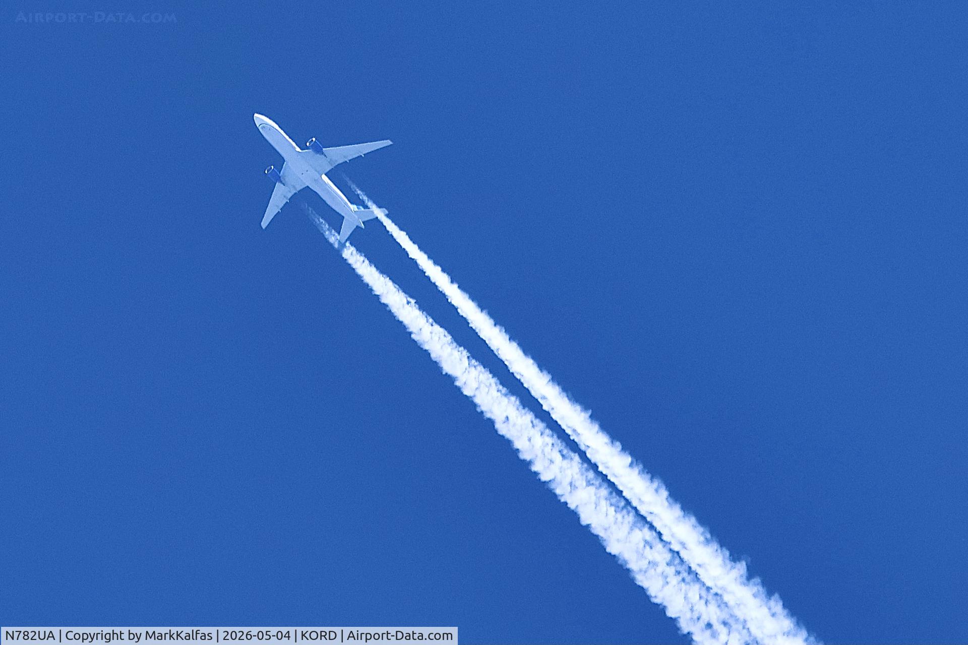 Aircraft N782UA, 1997 Boeing 777-222/ER, c/n 26948 l/n 57, B772 United Boeing 777-222/ER N782UA operating as UAL879 LHR-IAH , FL380 over KORD, at KORD, photo by MarkKalfas