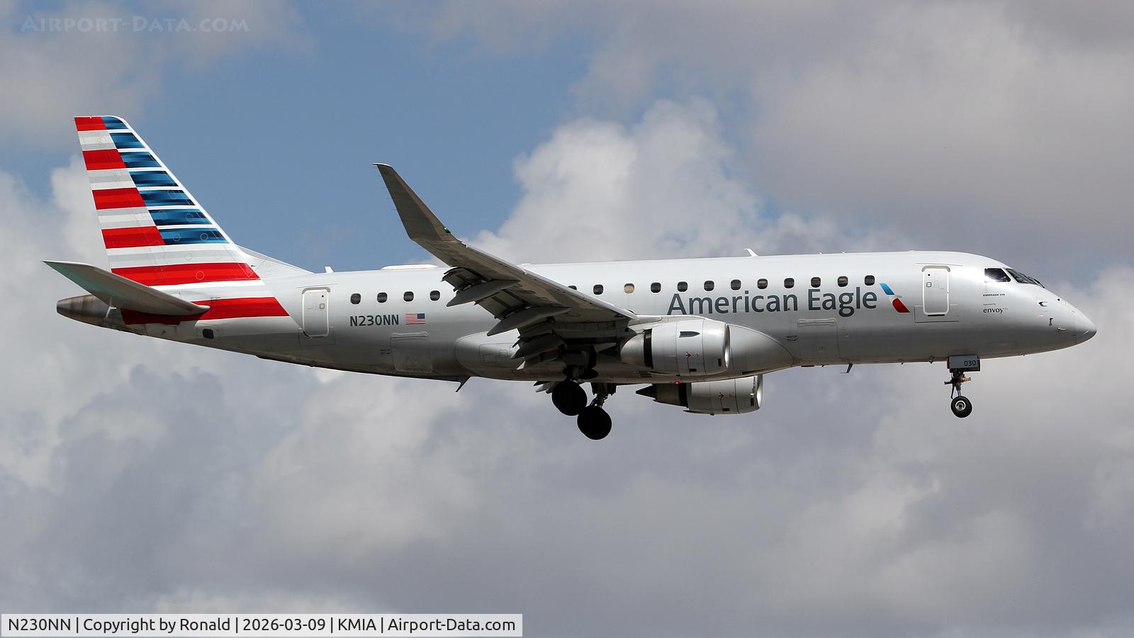 Aircraft N230NN, 2016 Embraer 175LR (ERJ-170-200LR), c/n 17000550, at mia, at KMIA, photo by Ronald
