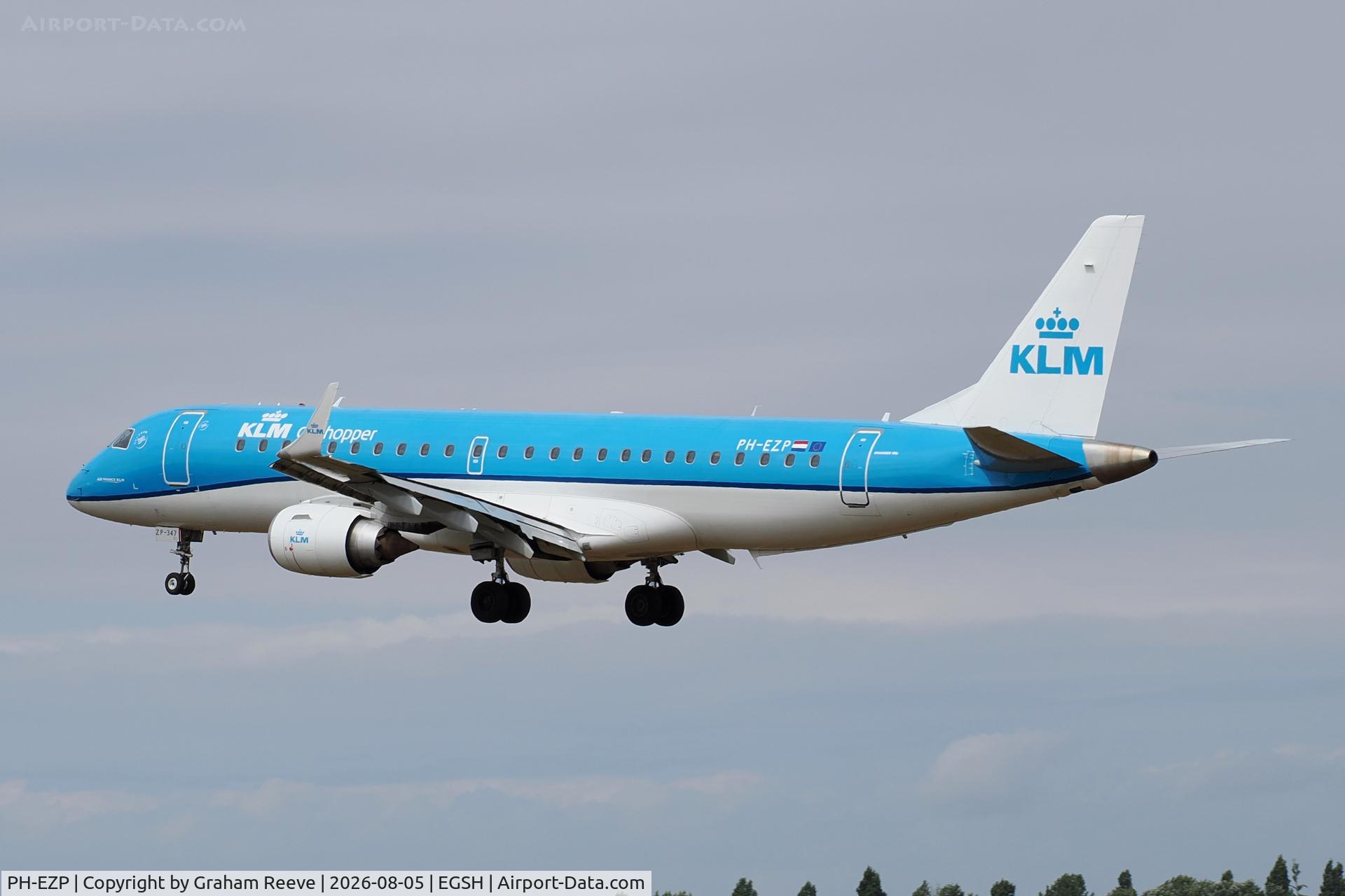 Aircraft PH-EZP, 2010 Embraer 190LR (ERJ-190-100LR), c/n 19000347, Landing at Norwich., at EGSH, photo by Graham Reeve