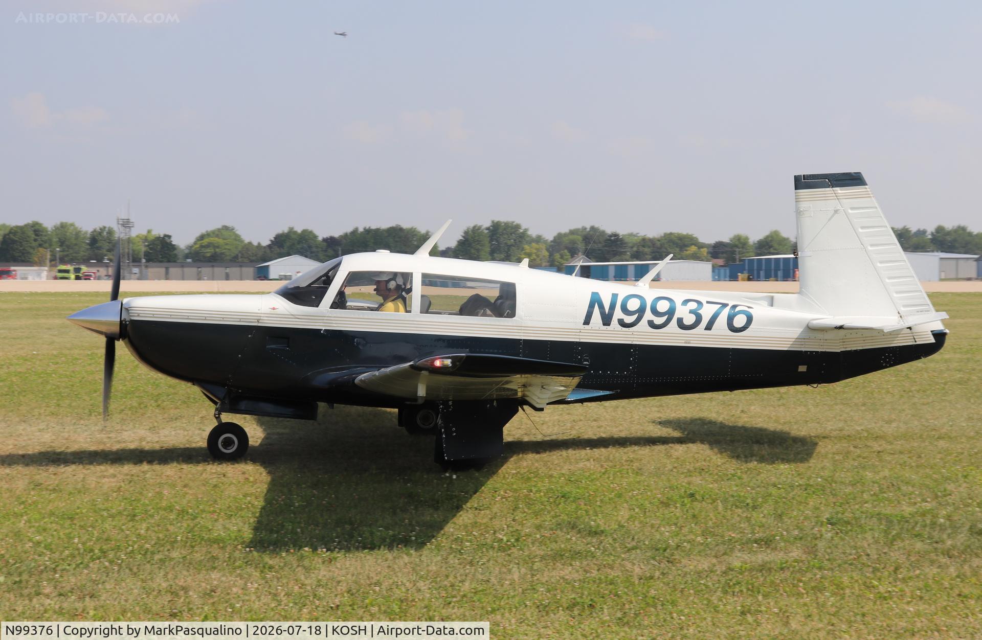 Aircraft N99376, 1981 Mooney M20K, c/n 25-0545, Mooney M20K, at KOSH, photo by MarkPasqualino