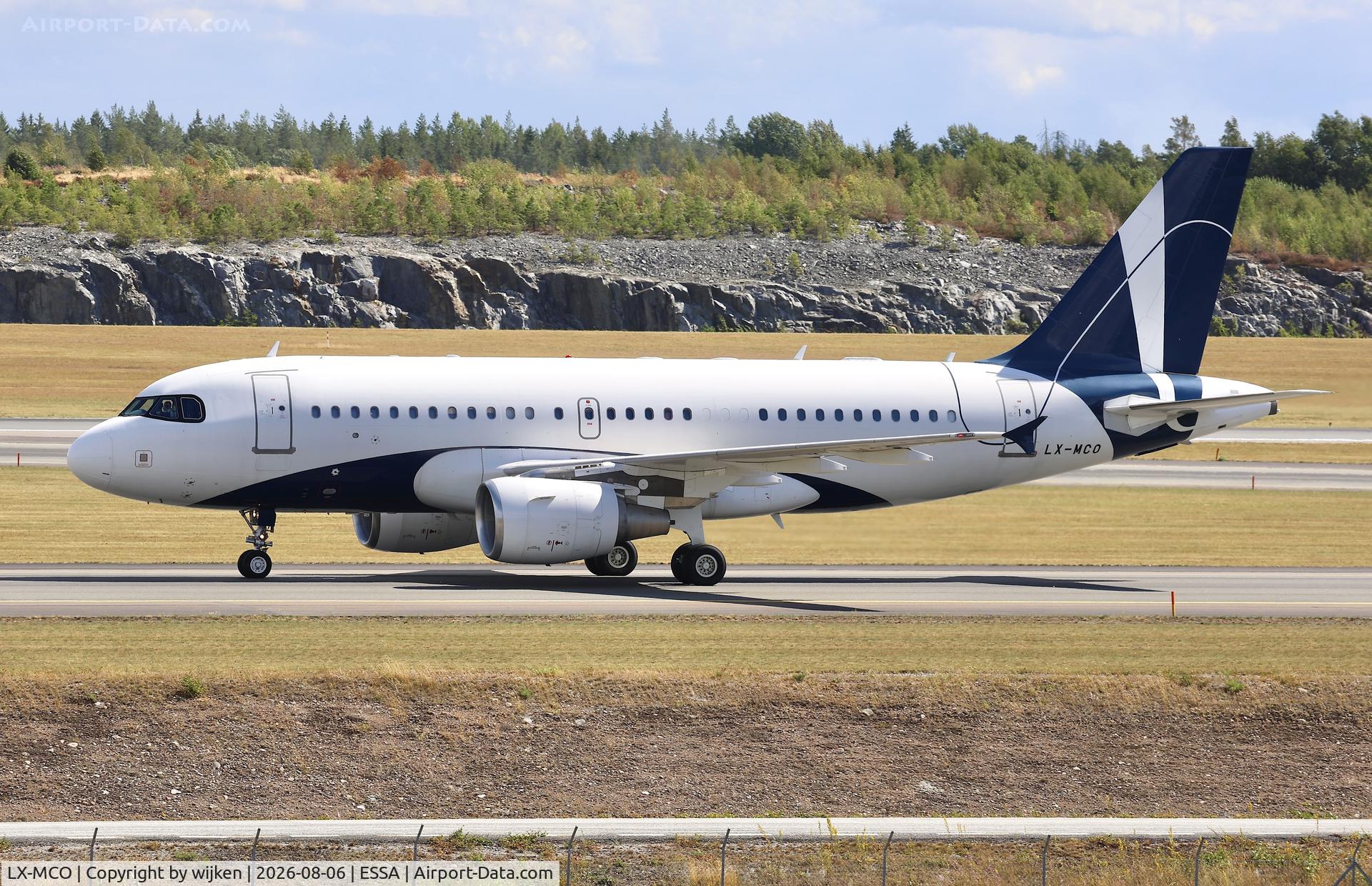 Aircraft LX-MCO, 2005 Airbus A319-115, c/n 2592, Twy W, at ESSA, photo by wijken
