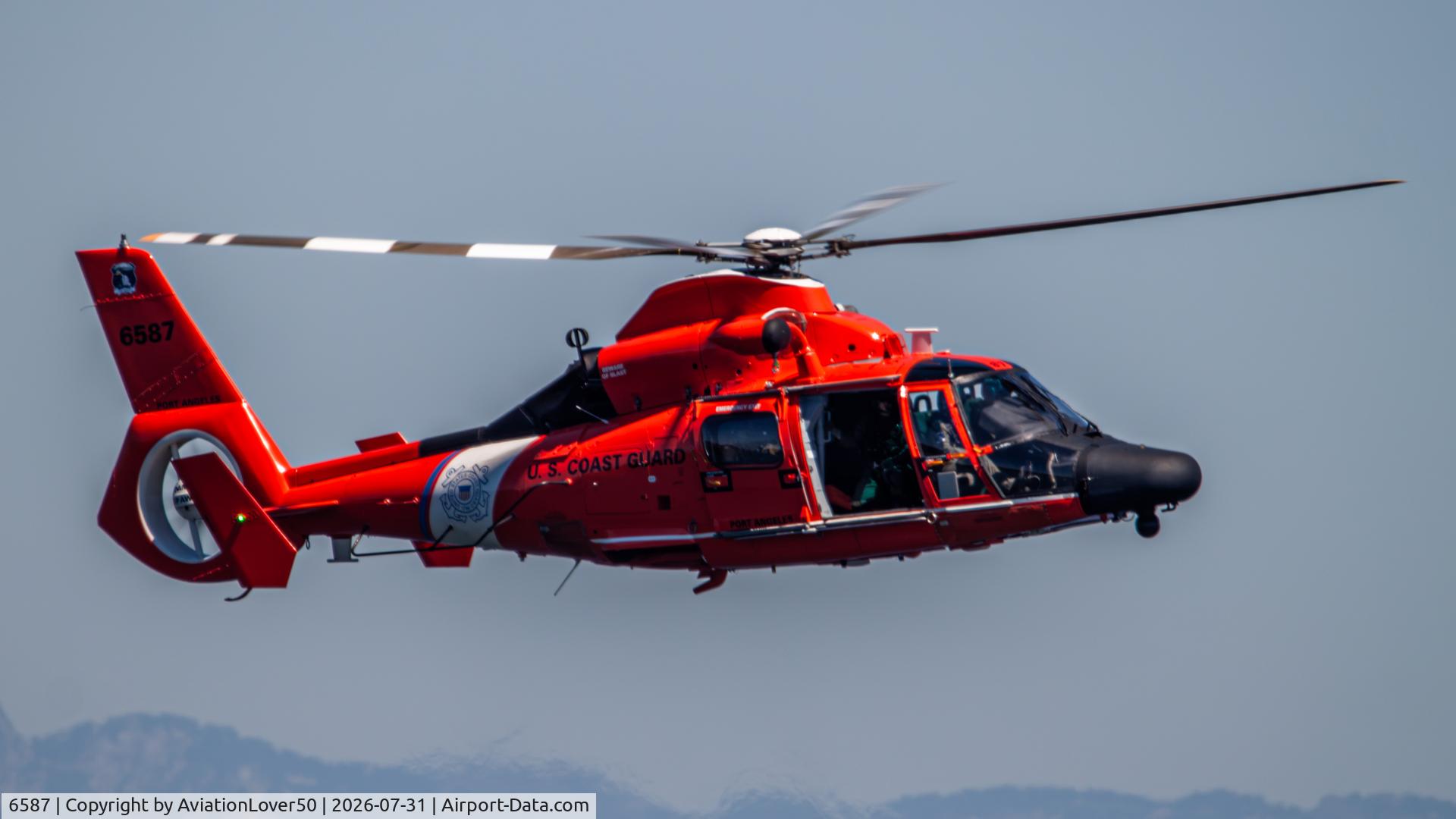 Aircraft 6587, 1988 Aerospatiale HH-65C Dolphin, c/n 6287, MH-65E, photo by AviationLover50