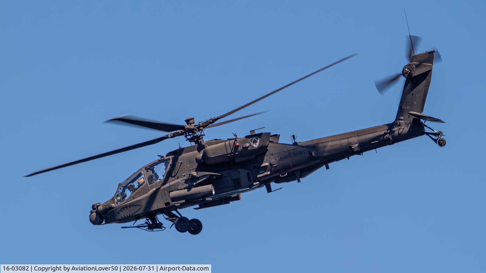 Aircraft 16-03082, 2016 Boeing AH-64E Apache Guardian, c/n NM082, AH-64E, photo by AviationLover50