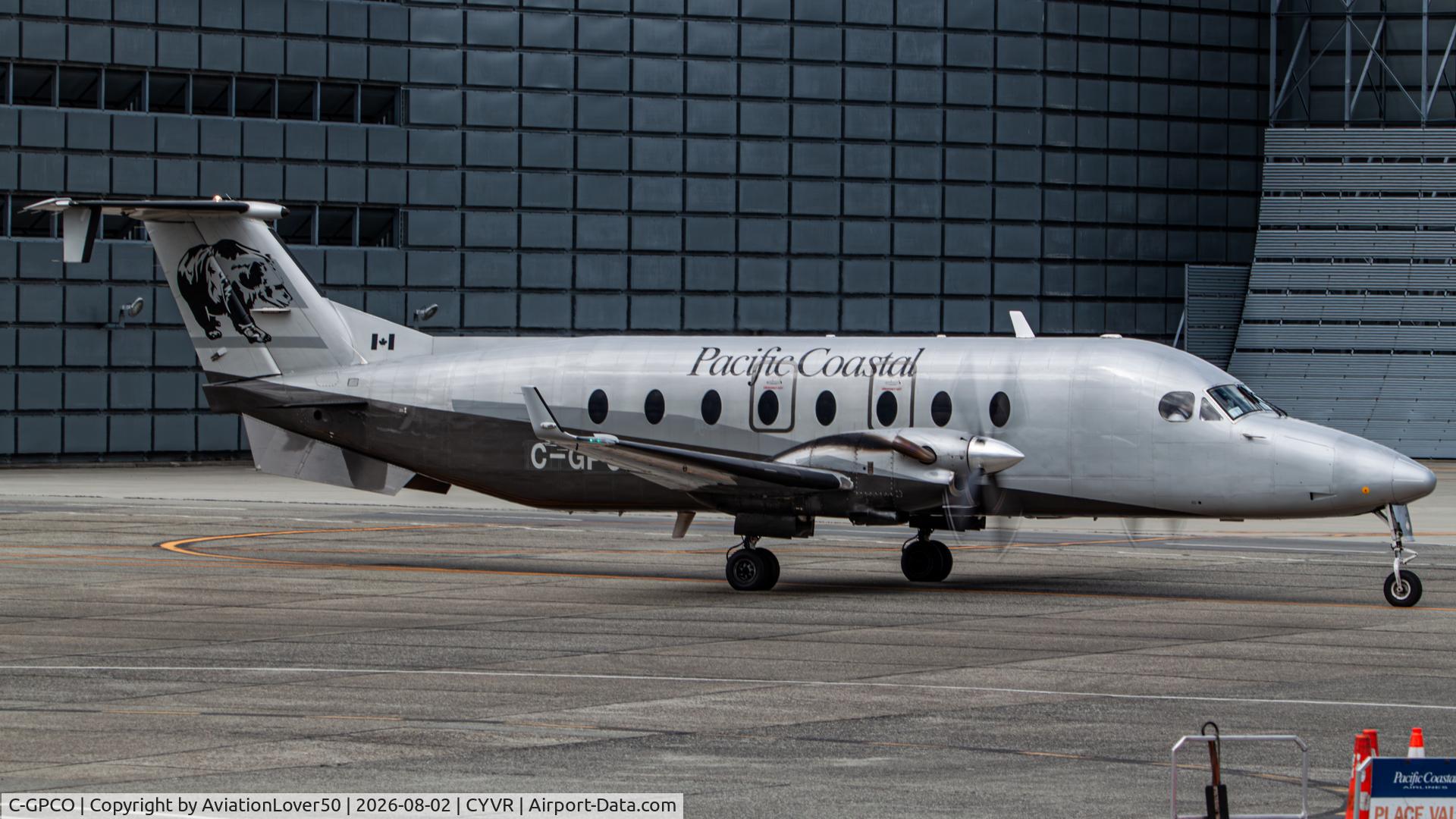 Aircraft C-GPCO, 1993 Beech 1900D, c/n UE-67, Pacific Coastal 1900D, at CYVR, photo by AviationLover50