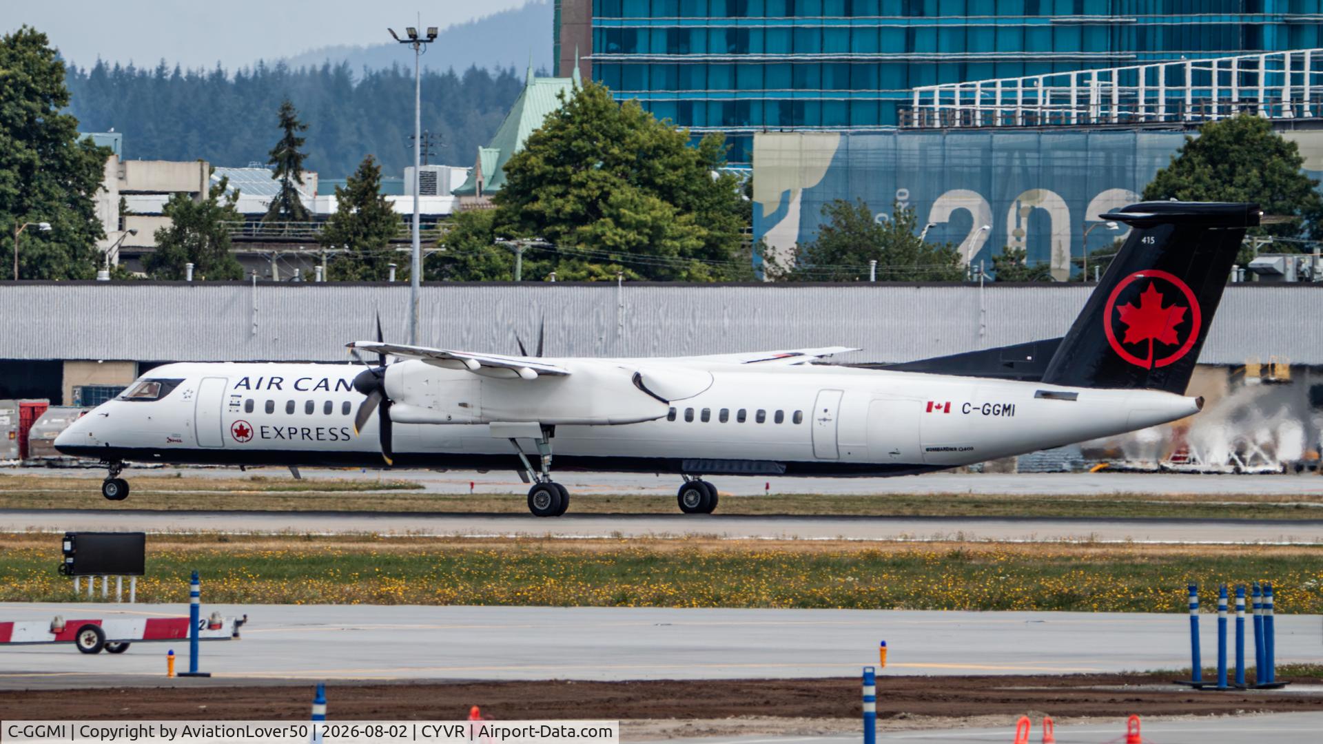 Aircraft C-GGMI, 2012 De Havilland Canada DHC-8-402Q Dash 8, c/n 4413, Air Canada Jazz Q400, at CYVR, photo by AviationLover50