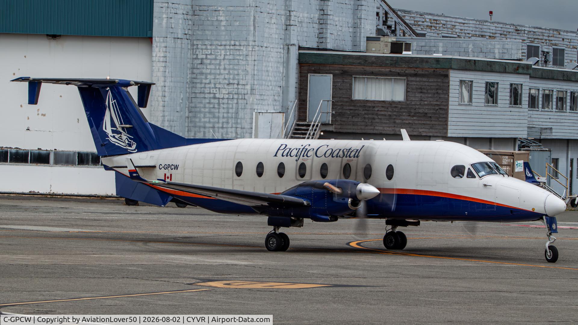 Aircraft C-GPCW, 2002 Beech 1900D, c/n UE-431, Pacific Coastal 1900D, at CYVR, photo by AviationLover50