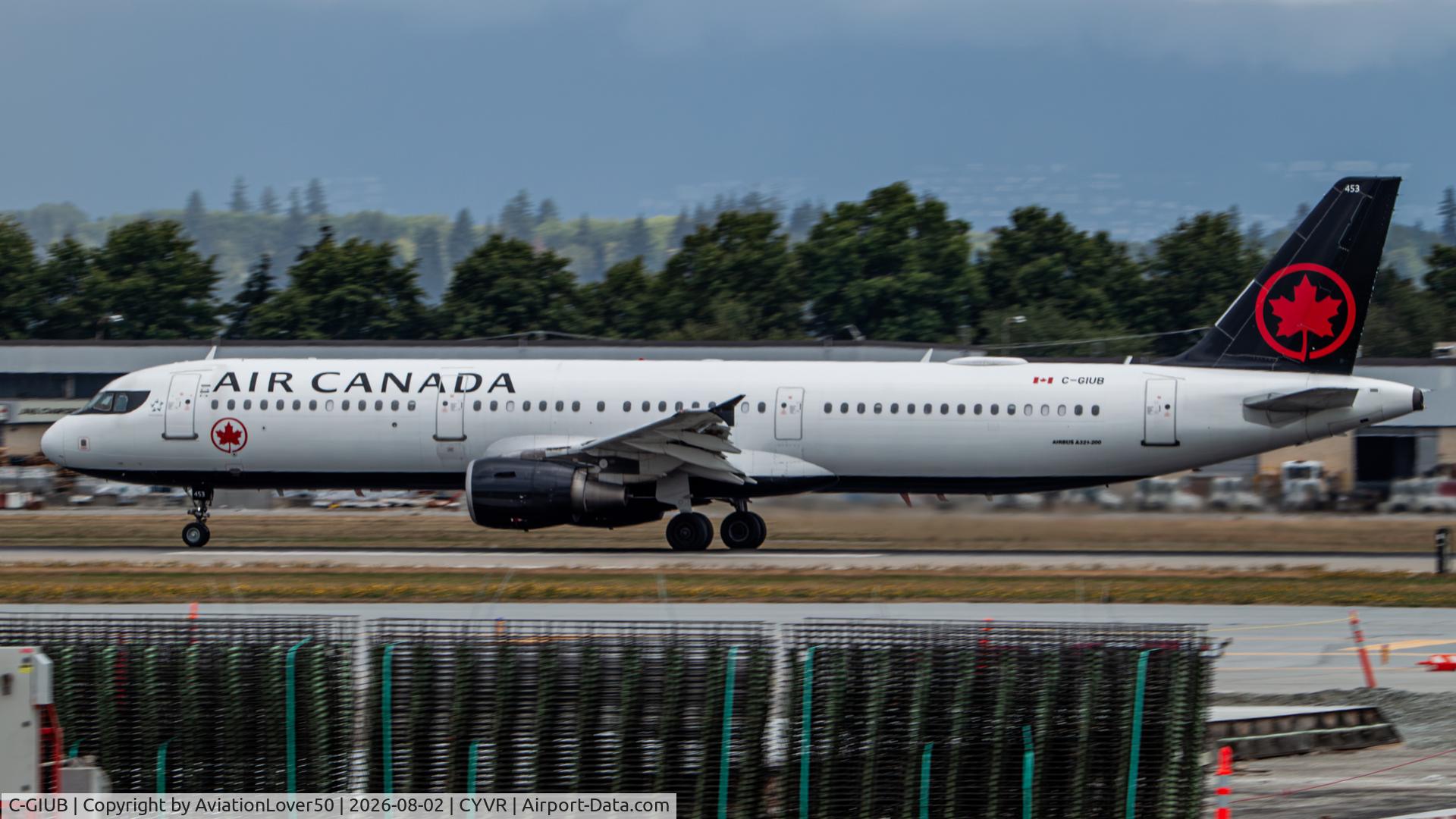 Aircraft C-GIUB, 2001 Airbus A321-211, c/n 1623, Air Canada A321, at CYVR, photo by AviationLover50