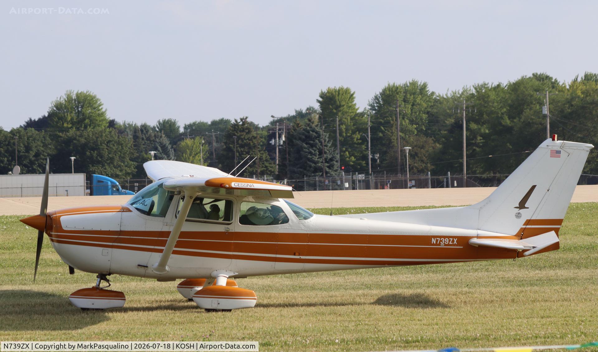 Aircraft N739ZX, 1978 Cessna 172N, c/n 17270947, Cessna 172N, at KOSH, photo by MarkPasqualino