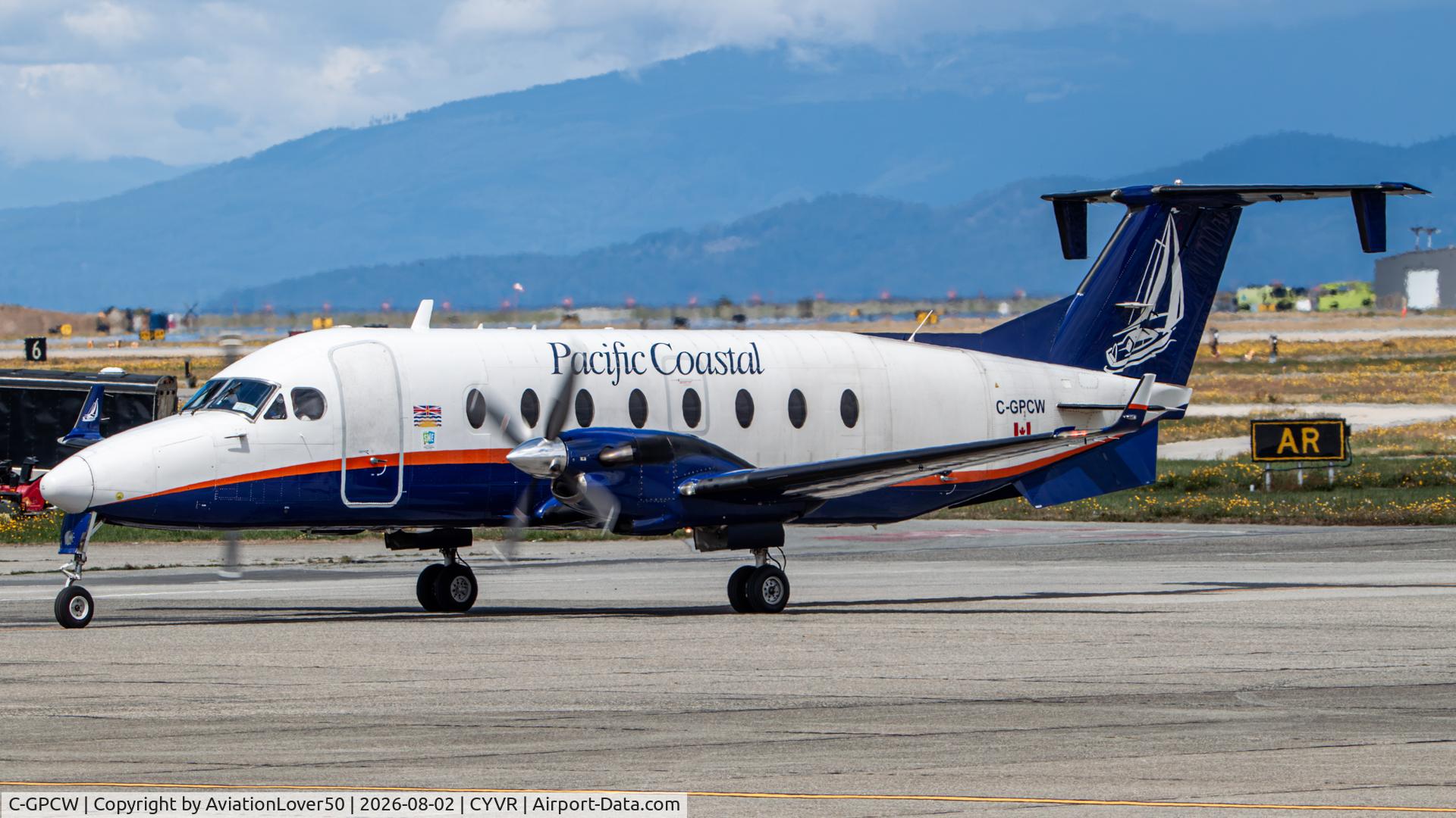 Aircraft C-GPCW, 2002 Beech 1900D, c/n UE-431, Pacific Coastal 1900D, at CYVR, photo by AviationLover50