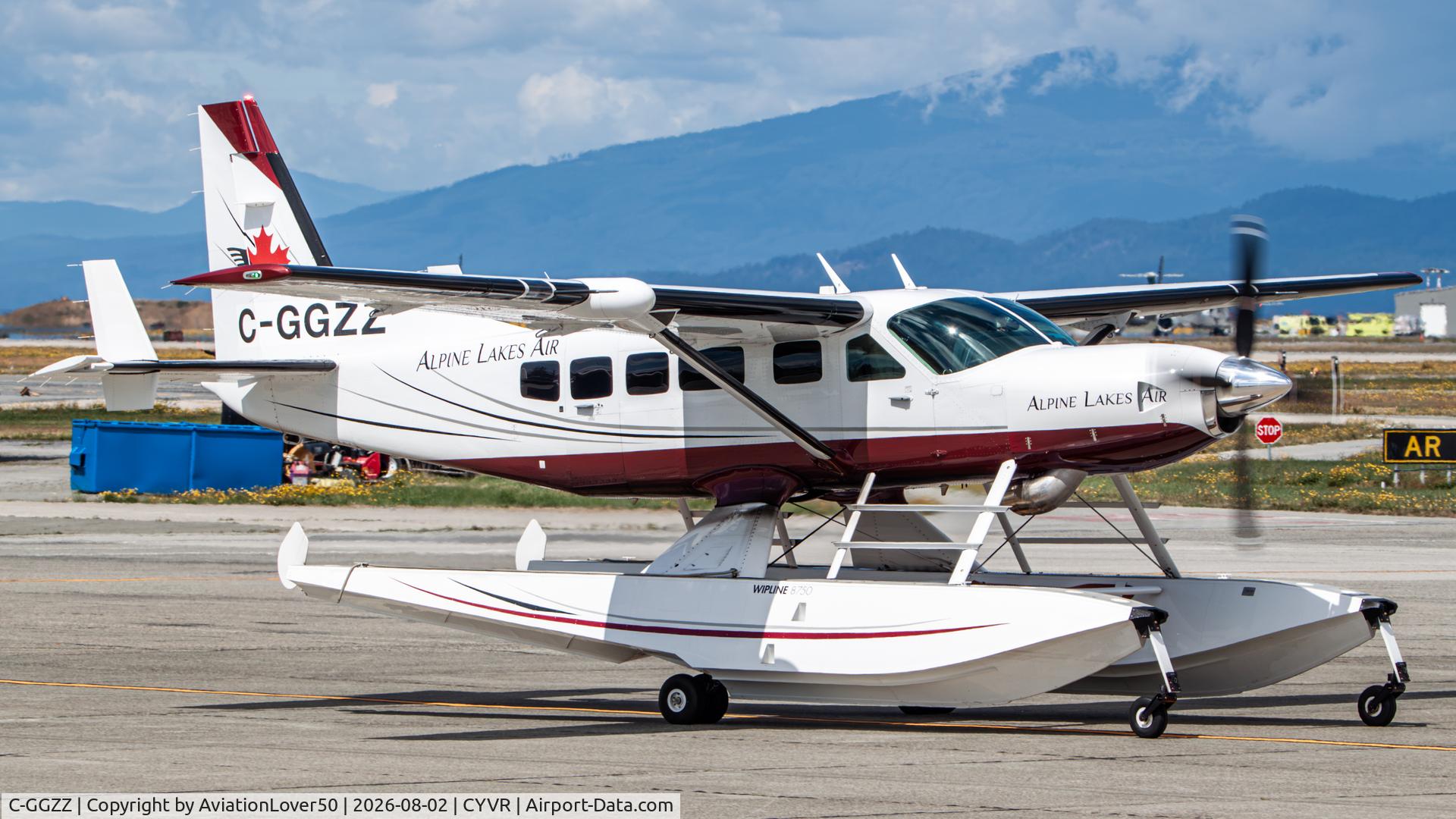 Aircraft C-GGZZ, 2005 Cessna 208 Caravan I, c/n 20800389, Alpine Lakes Air Caravan floatplane, at CYVR, photo by AviationLover50