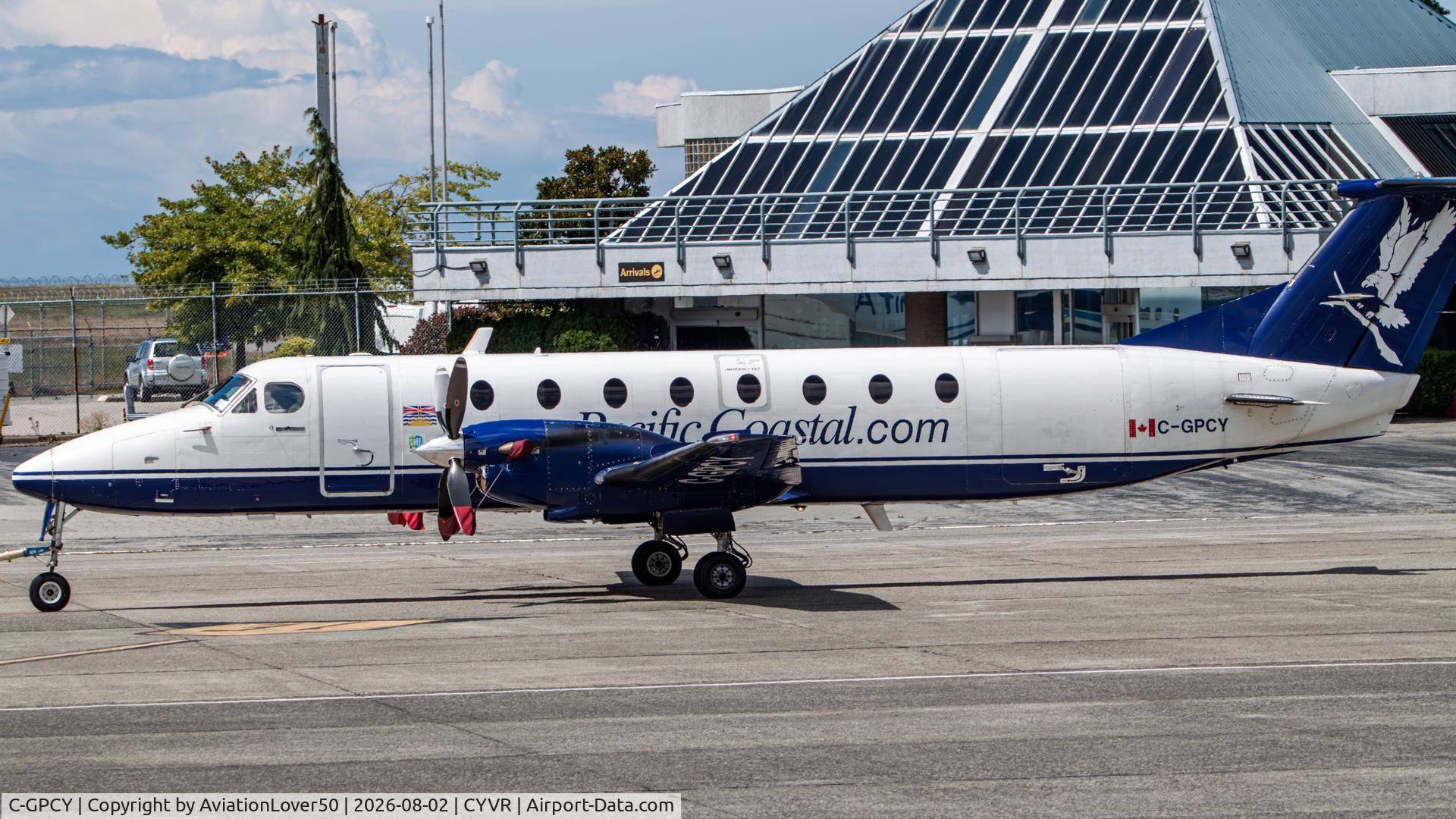 Aircraft C-GPCY, Beech 1900C, c/n UB-45, Pacific Coastal 1900C, at CYVR, photo by AviationLover50