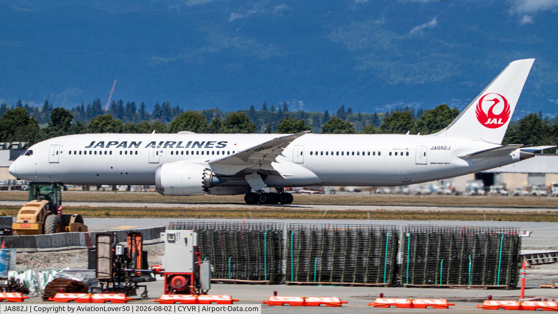 Aircraft JA882J, 2021 Boeing 787-9 Dreamliner Dreamliner, c/n 66515 l/n 1059, JAL 789, at CYVR, photo by AviationLover50
