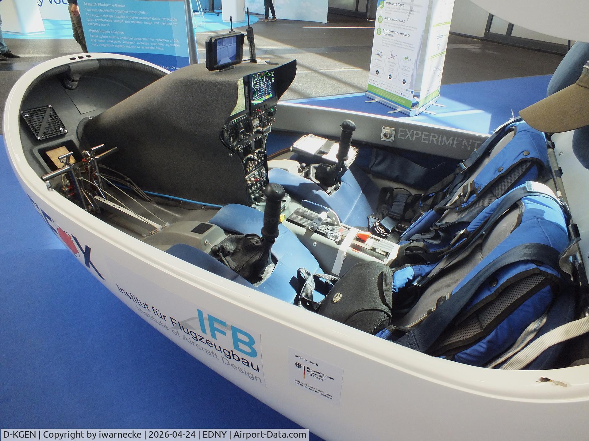 Aircraft D-KGEN, 2011 Akaflieg Stuttgart e-Genius, c/n 01, Akaflieg Stuttgart e-Genius hybrid powered by Mercedes-Benz OM660 diesel and an electric motor, at the AERO 2026, Friedrichshafen #c, at EDNY, photo by iwarnecke