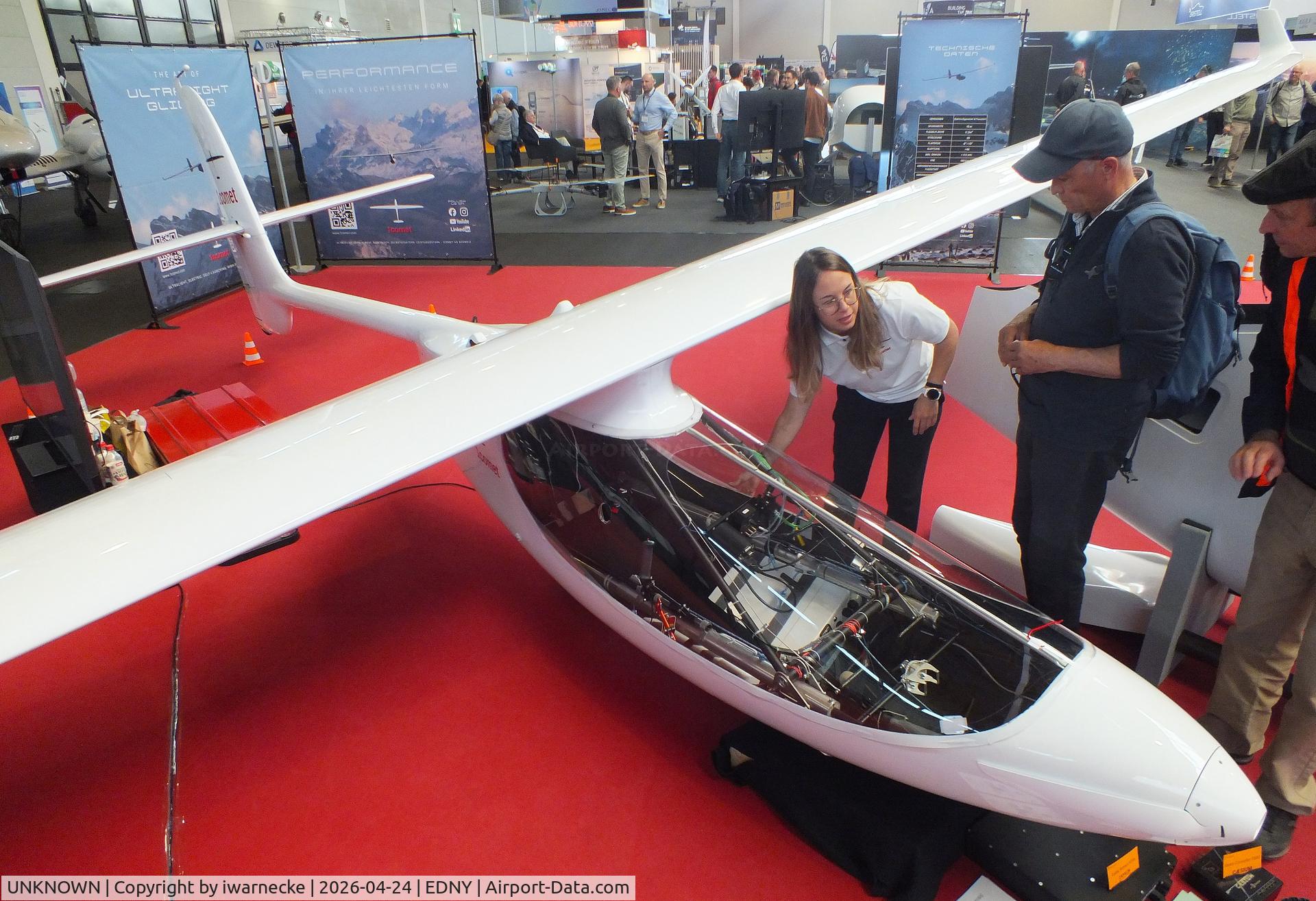 Aircraft UNKNOWN, 2026 1Comet AG 1comet new cabin, c/n not found_1comet NewCabin, 1comet AG 1comet with new 2026 canopy and FES (electric motor) at the AERO 2026, Friedrichshafen, at EDNY, photo by iwarnecke