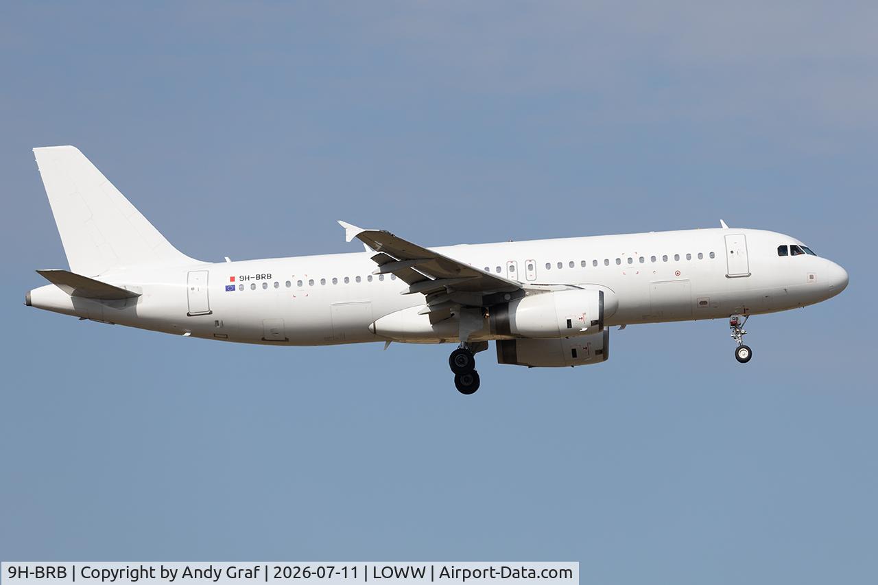 Aircraft 9H-BRB, Airbus 320-232, c/n 2108, Untitled A320, at LOWW, photo by Andy Graf
