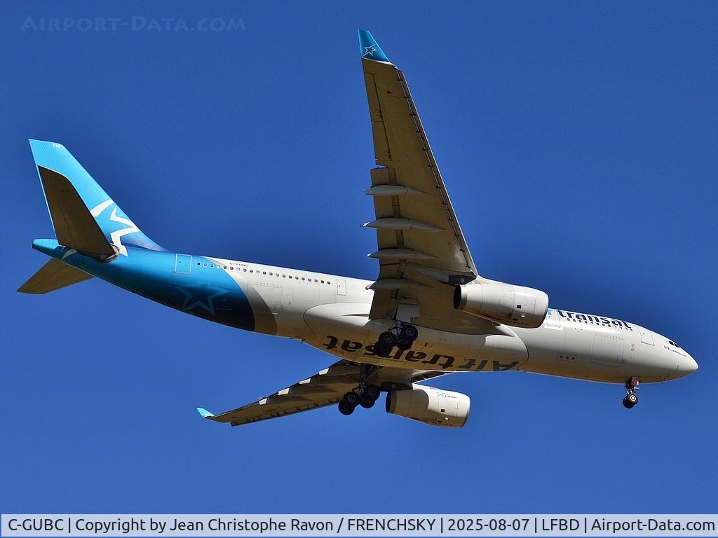 Aircraft C-GUBC, 2003 Airbus A330-243, c/n 518, Montreal (YUL) Bordeaux (BOD) TS516, at LFBD, photo by Jean Christophe Ravon / FRENCHSKY