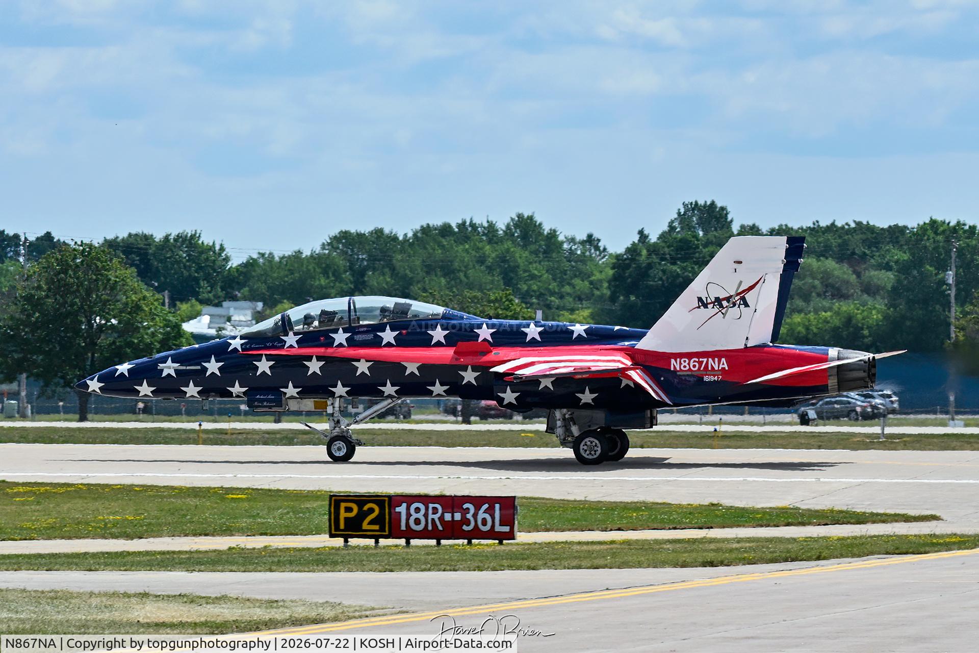 Aircraft N867NA, McDonnel Douglas FA-18B, c/n 161947, NASA Chase F/A-8B, at KOSH, photo by topgunphotography