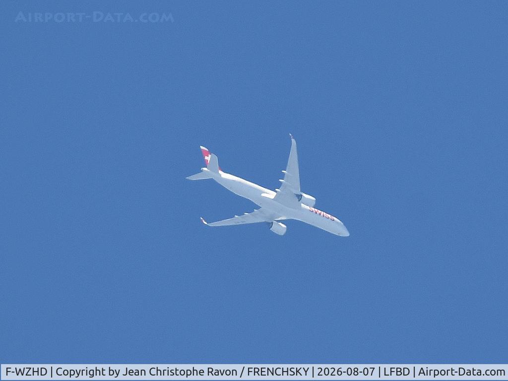 Aircraft F-WZHD, 2026 Airbus A350-941, c/n 794, Futur HB-IFC, flight test AIB02HD level 310, at LFBD, photo by Jean Christophe Ravon / FRENCHSKY