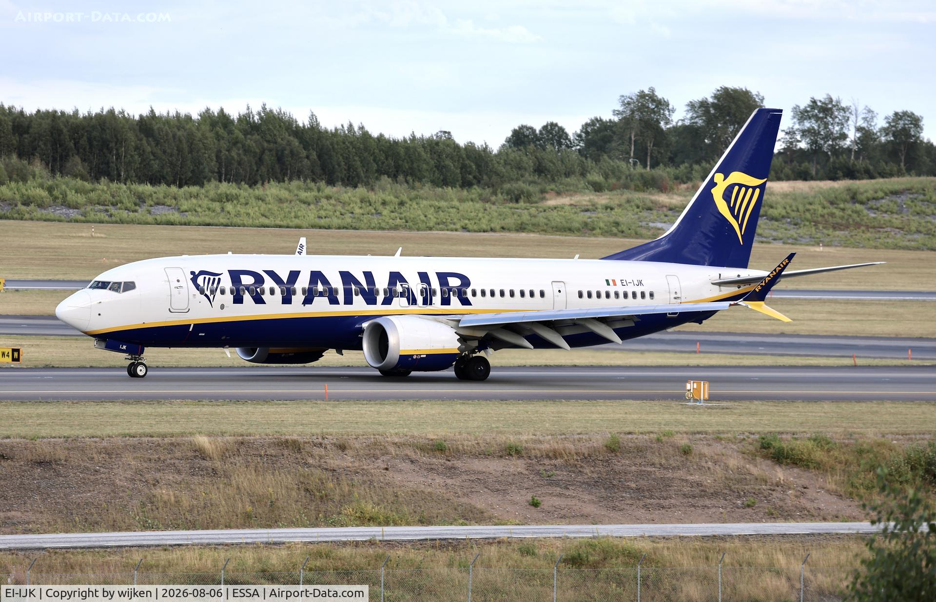 Aircraft EI-IJK, 2023 Boeing 737-8 MAX 200, c/n 67111 l/n 8898, Twy W, at ESSA, photo by wijken