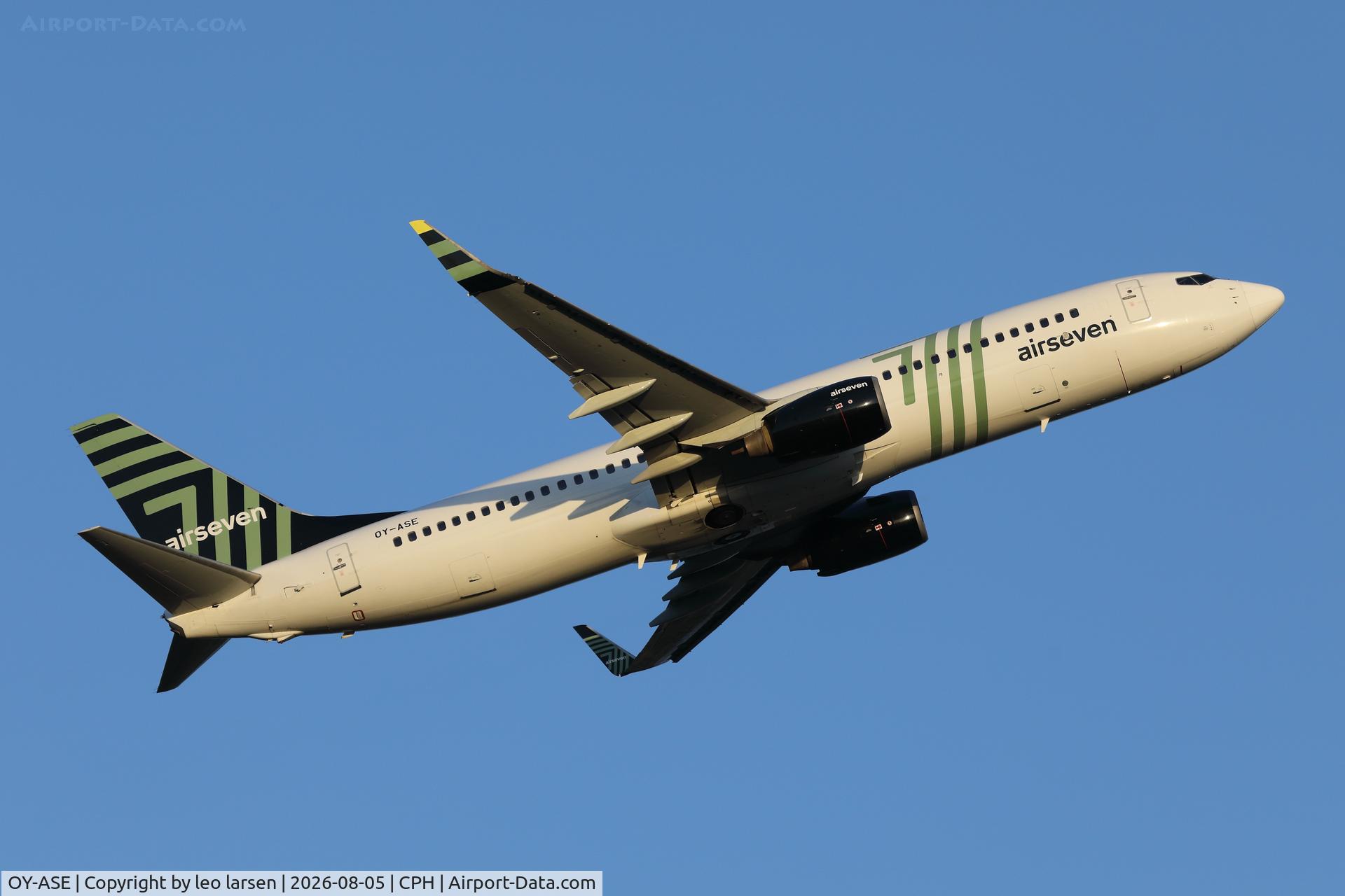 Aircraft OY-ASE, 2007 Boeing B737-8FH, c/n 35101 l/n 2459, Copenhagen 5.8.2026, at CPH, photo by leo larsen