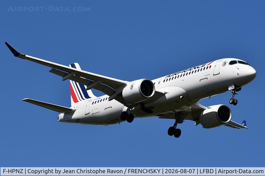 Aircraft F-HPNZ, 2025 Airbus A220-300, c/n 55399, Paris (CDG) Bordeaux (BOD) AF7432, at LFBD, photo by Jean Christophe Ravon / FRENCHSKY