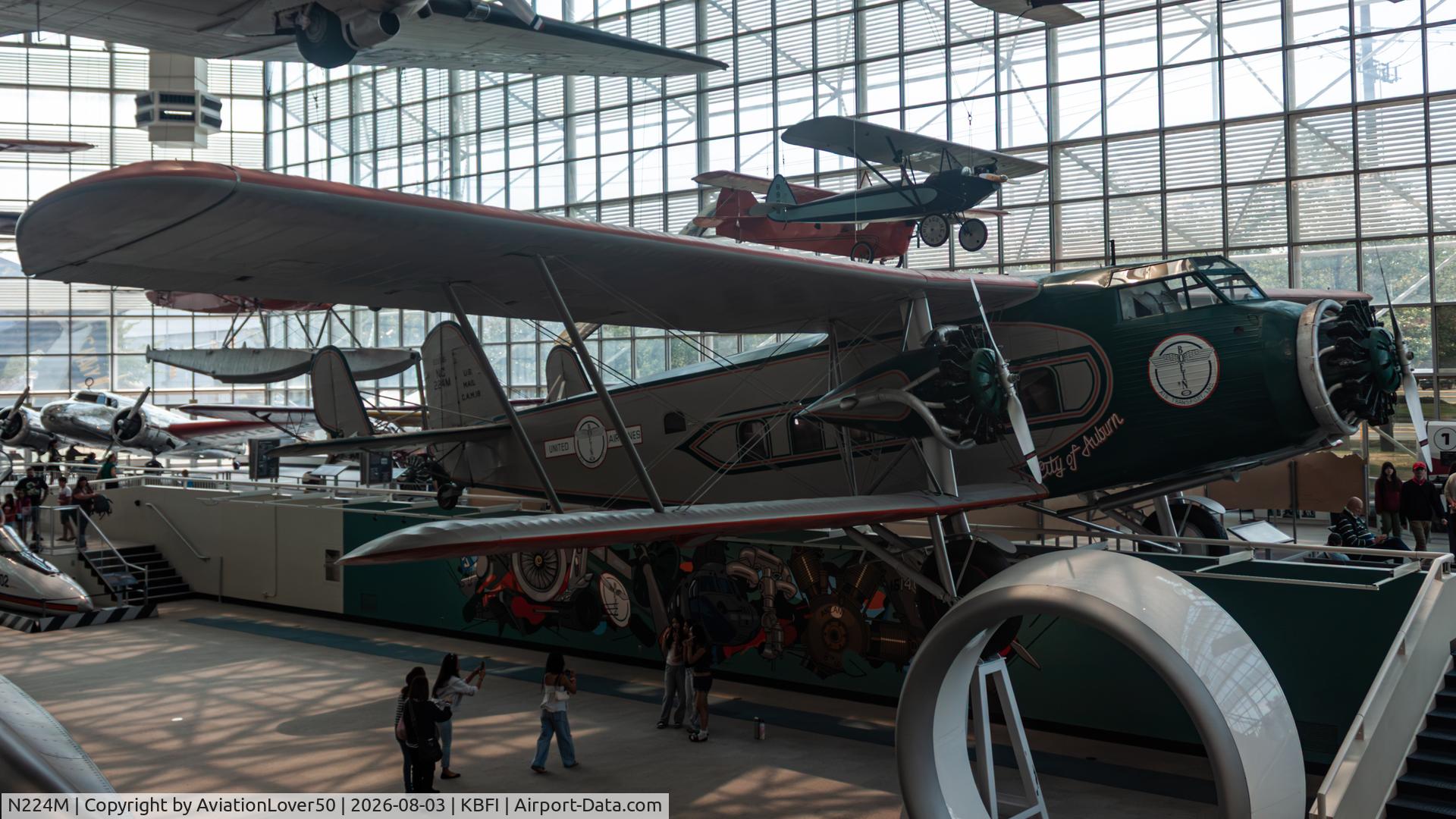 Aircraft N224M, 1929 Boeing 80A-1, c/n 1082, United Boeing 80A, at KBFI, photo by AviationLover50