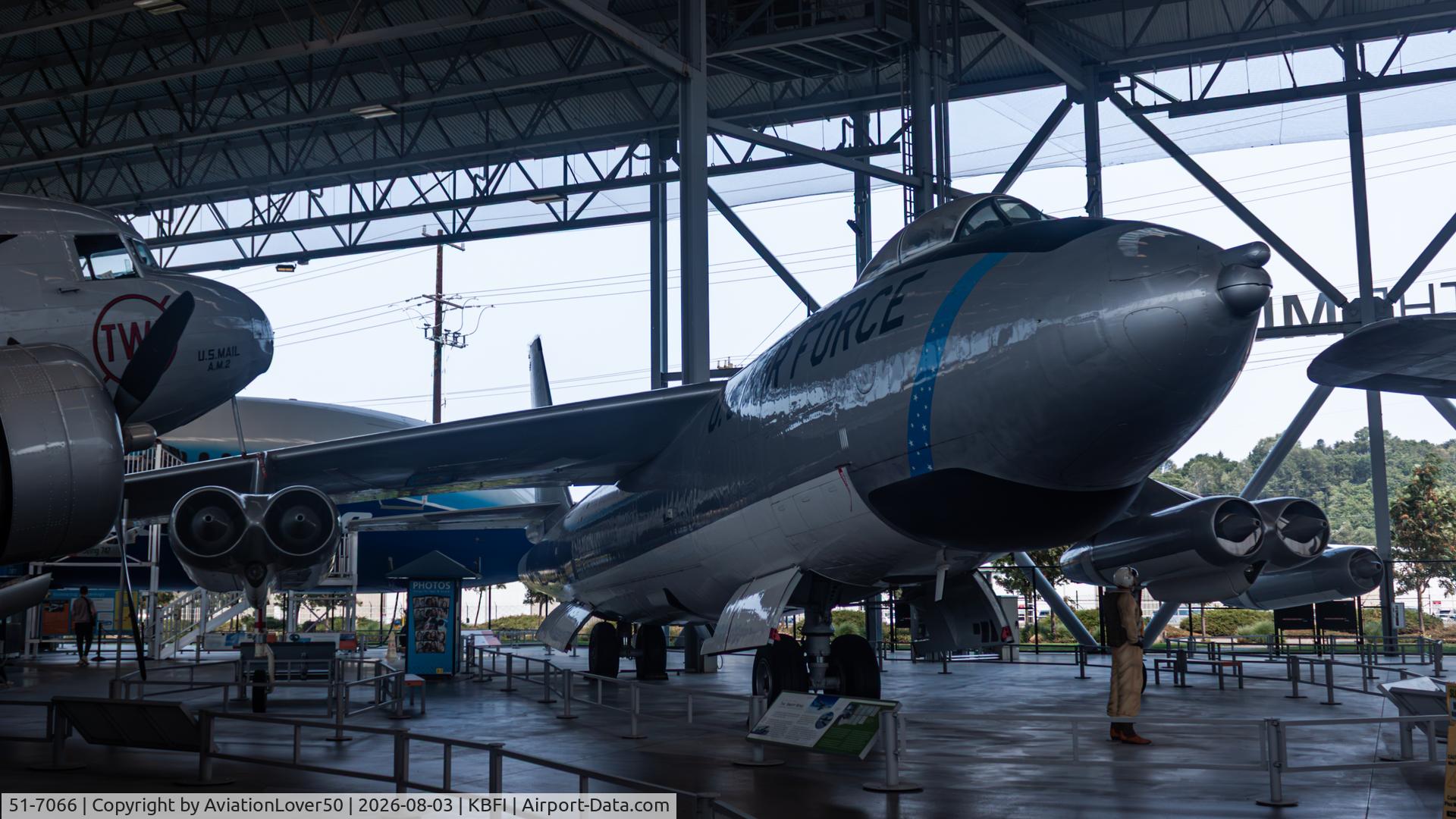 Aircraft 51-7066, 1951 Boeing WB-47E-75-BW Stratojet, c/n 450609, WB-47E, at KBFI, photo by AviationLover50