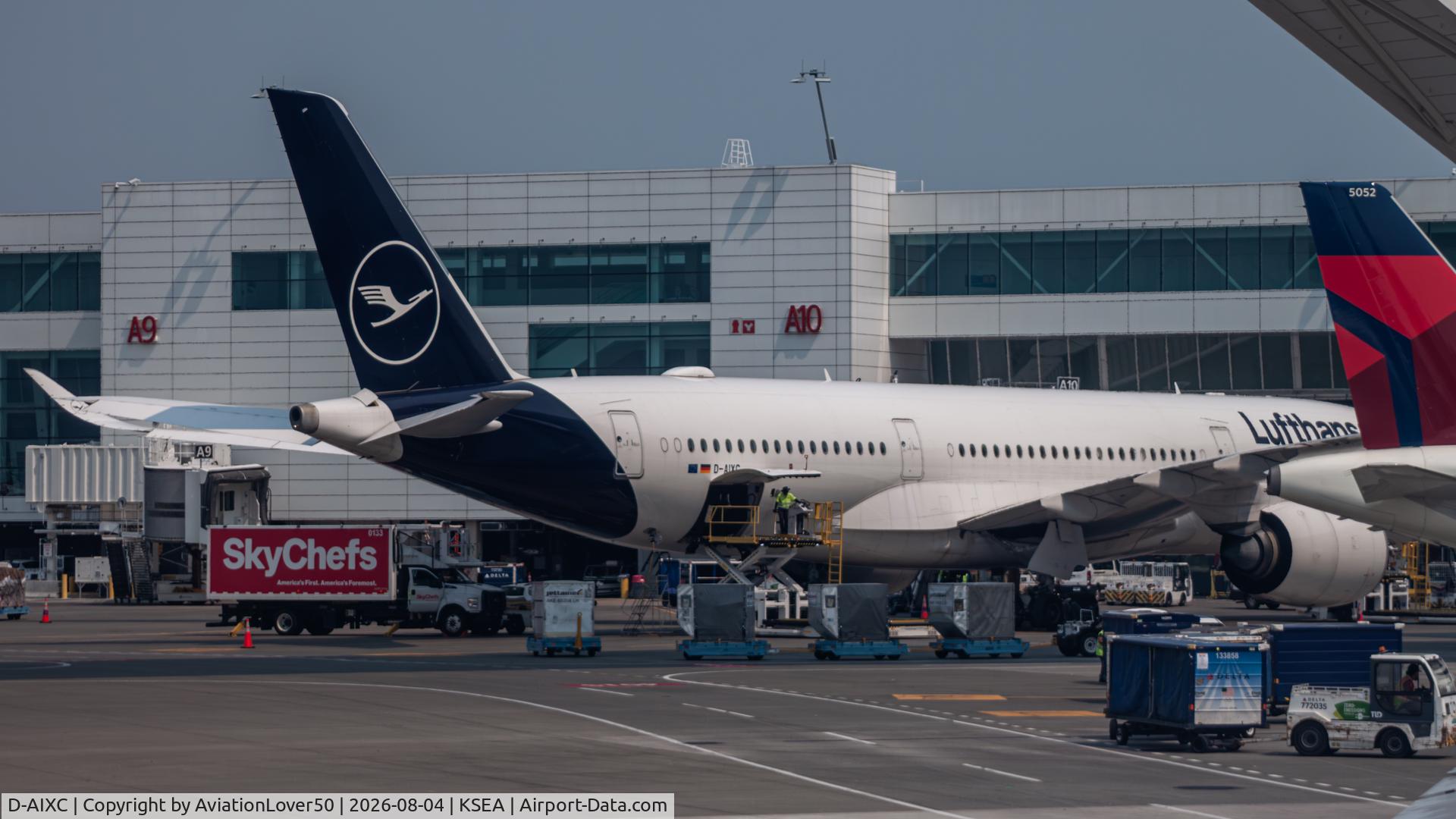 Aircraft D-AIXC, 2017 Airbus A350-941, c/n 087, Lufthansa A359, at KSEA, photo by AviationLover50