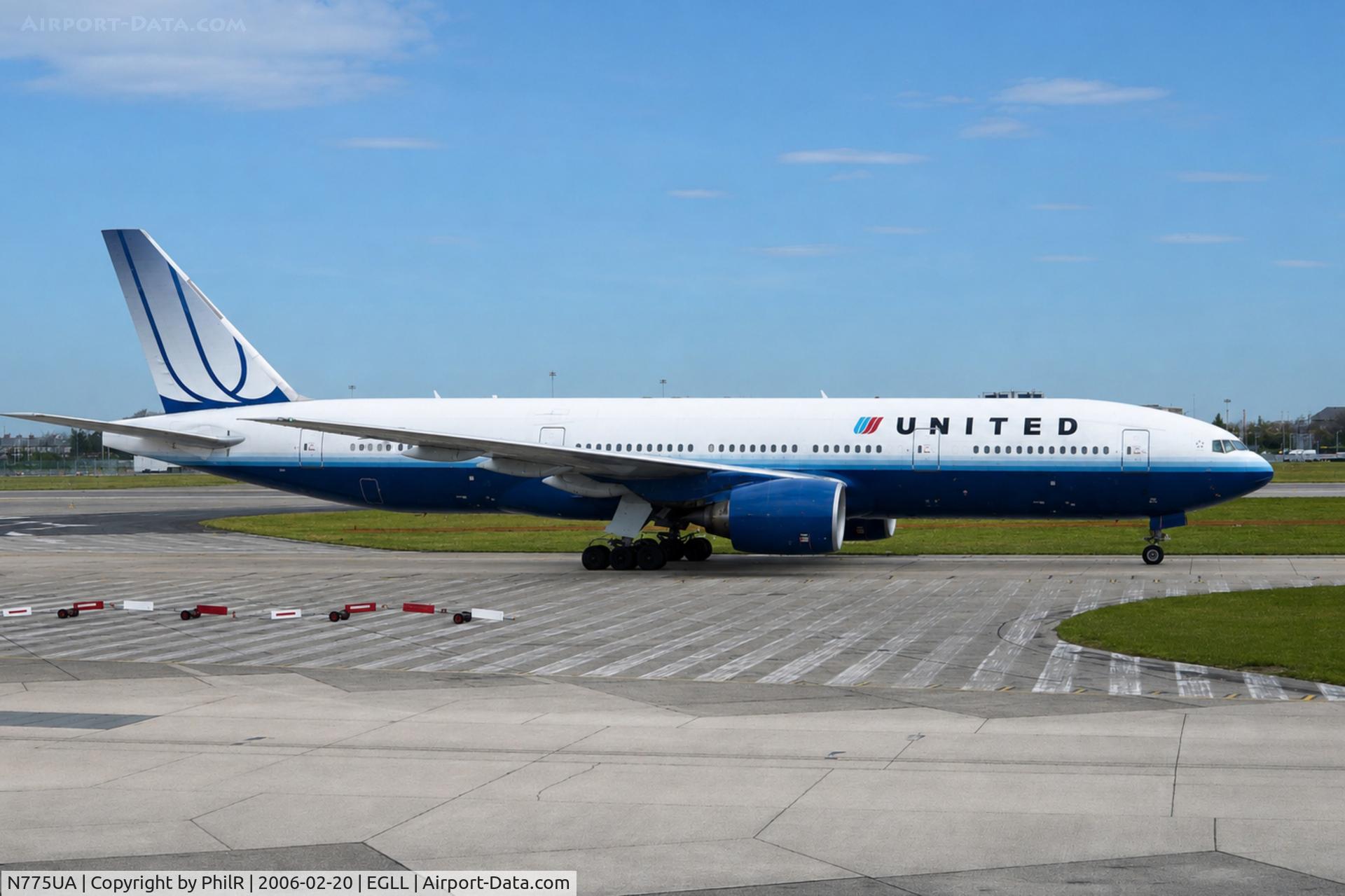 Aircraft N775UA, 1995 Boeing 777-222, c/n 26947, N775UA 1996 B777-200 United LHR, at EGLL, photo by PhilR
