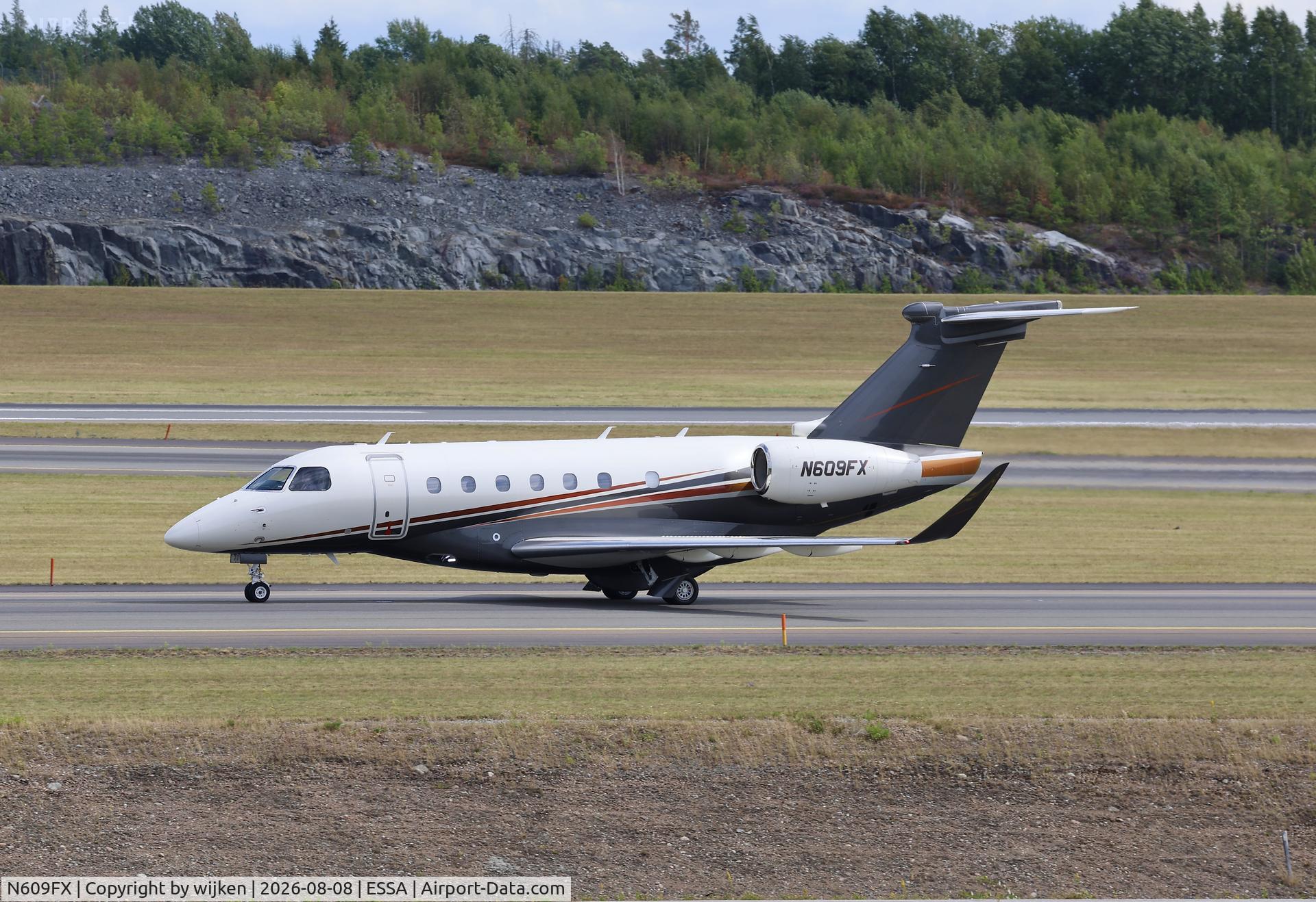 Aircraft N609FX, 2024 Embraer SA EMB-550 Praetor 600, c/n 55020210, Twy W, at ESSA, photo by wijken