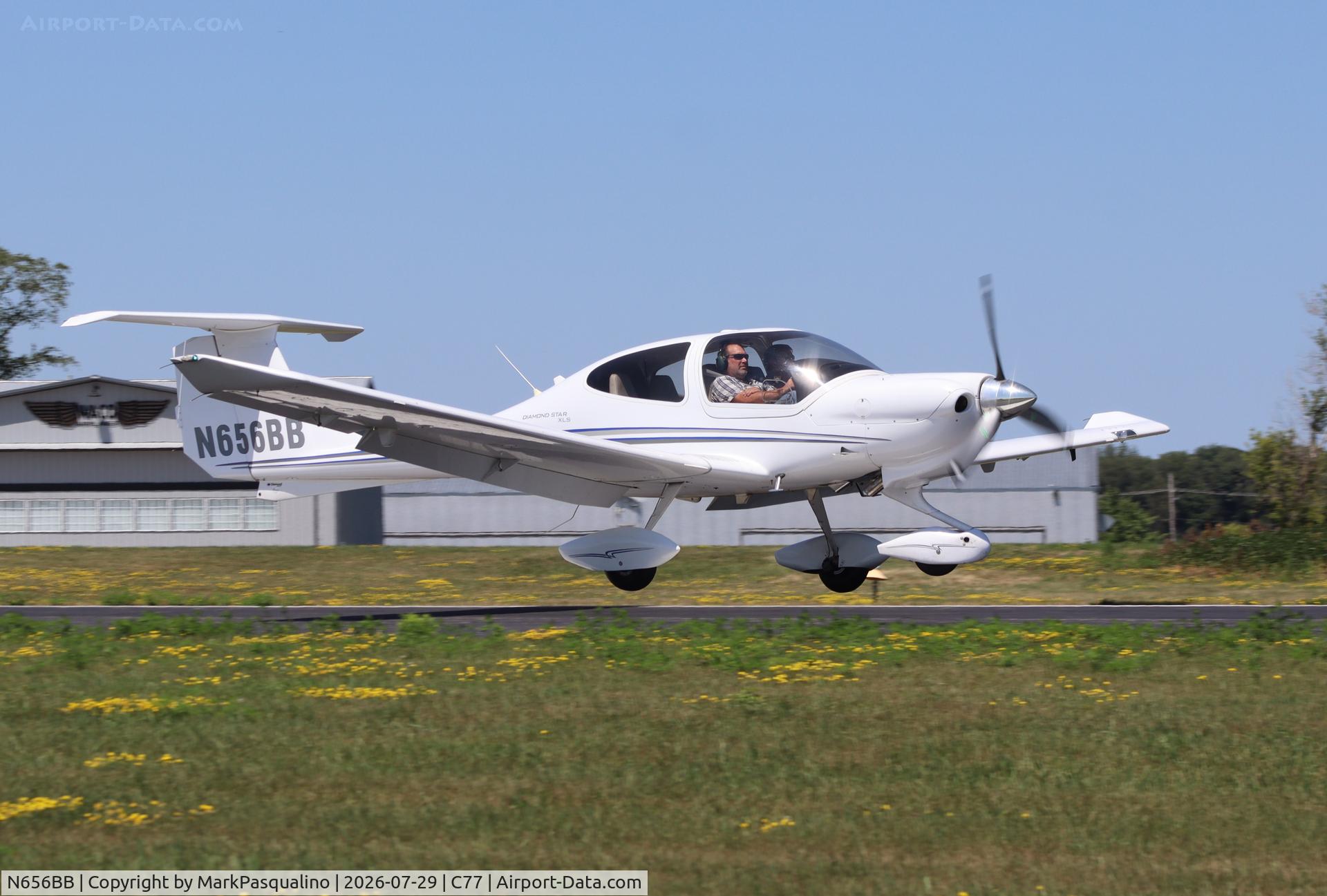 Aircraft N656BB, 2007 Diamond DA-40 Diamond Star, c/n 40.859, Diamond DA 40, at C77, photo by MarkPasqualino