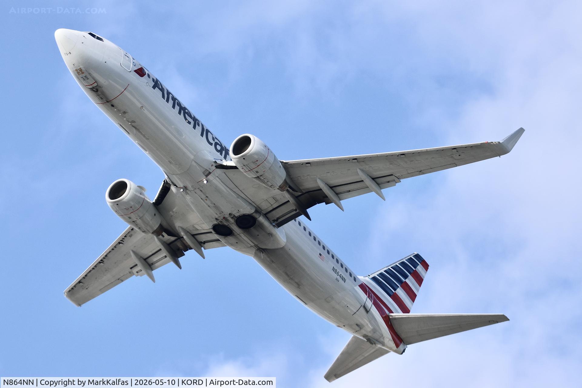 Aircraft N864NN, 2010 Boeing 737-823, c/n 31111, B738 American Boeing 737-823 N864NN departing 28R KORD, at KORD, photo by MarkKalfas
