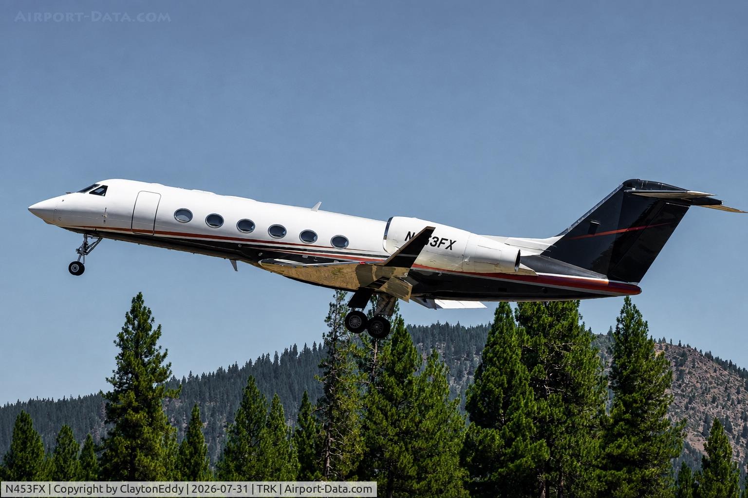 Aircraft N453FX, 2015 Gulfstream Aerospace GIV-X (G450), c/n 4336, Truckee Tahoe airport in California 2026, at TRK, photo by ClaytonEddy