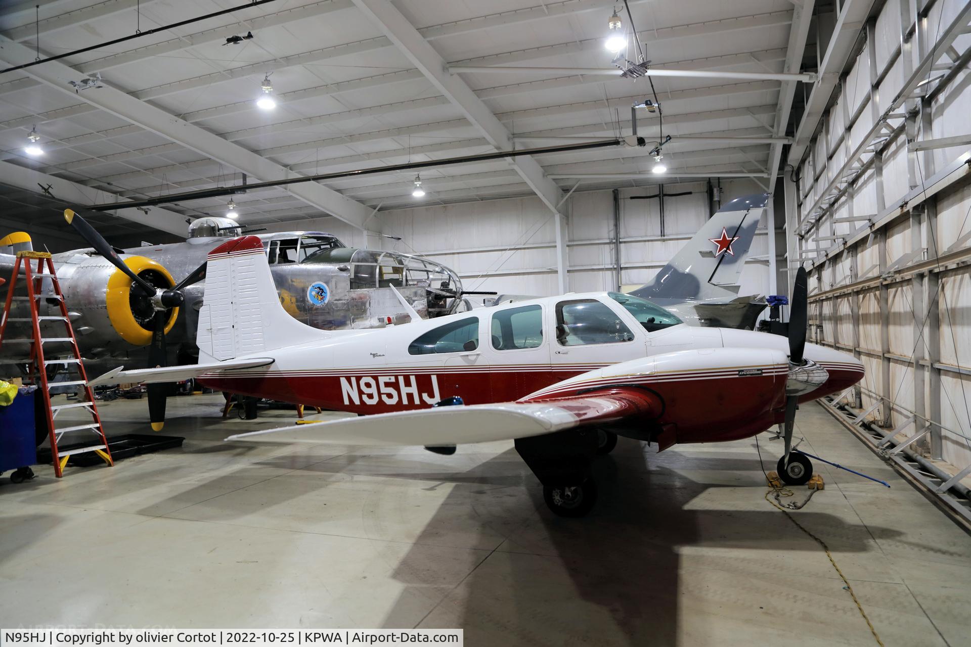 Aircraft N95HJ, 1965 Beech D95A, c/n TD-615, 2022, at KPWA, photo by olivier Cortot
