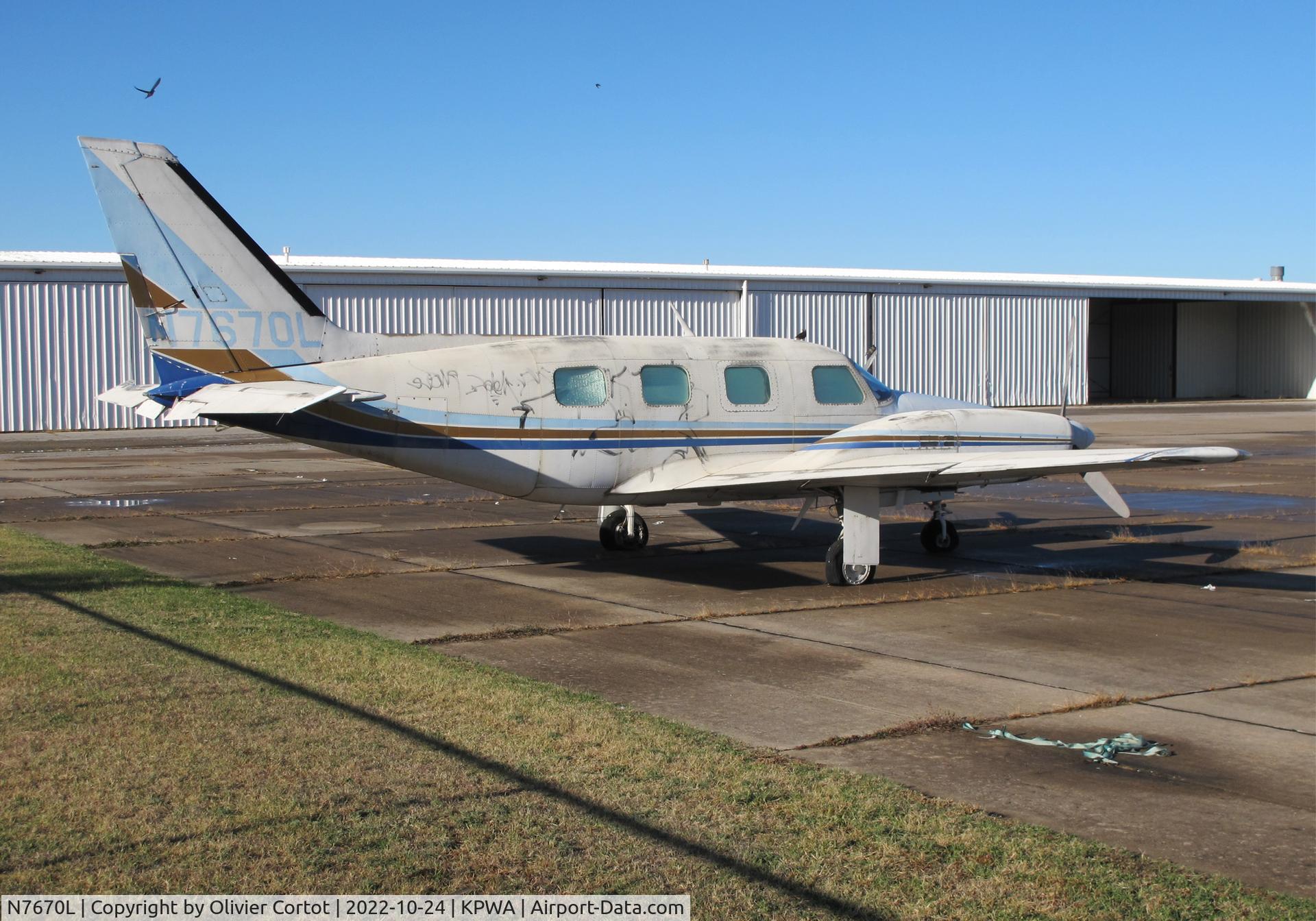 Aircraft N7670L, 1973 Piper PA-31P Navajo, c/n 31P-7300151, 2022, at KPWA, photo by Olivier Cortot