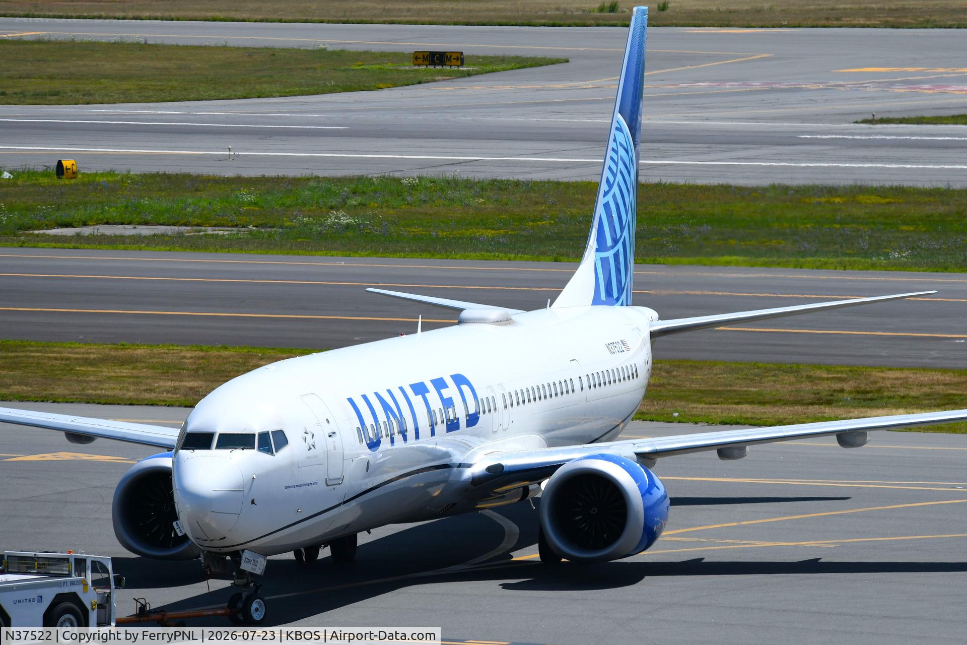 Aircraft N37522, 2019 Boeing 737 MAX 9, c/n 64496, United B739M pushed-back from gate, at KBOS, photo by FerryPNL