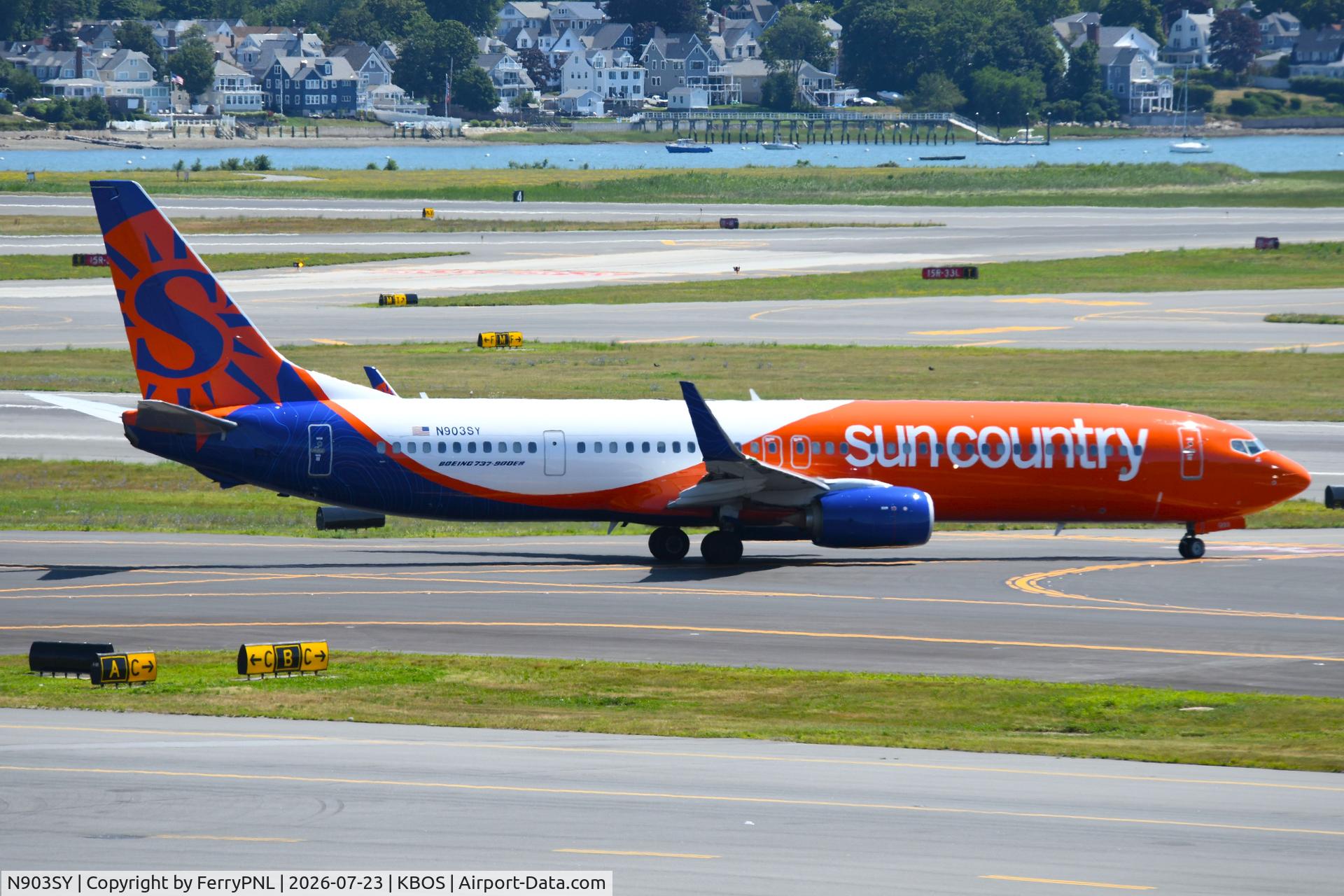 Aircraft N903SY, 2015 Boeing 737-91MER, c/n 40070, Sun Country B739 departing for MSP, at KBOS, photo by FerryPNL
