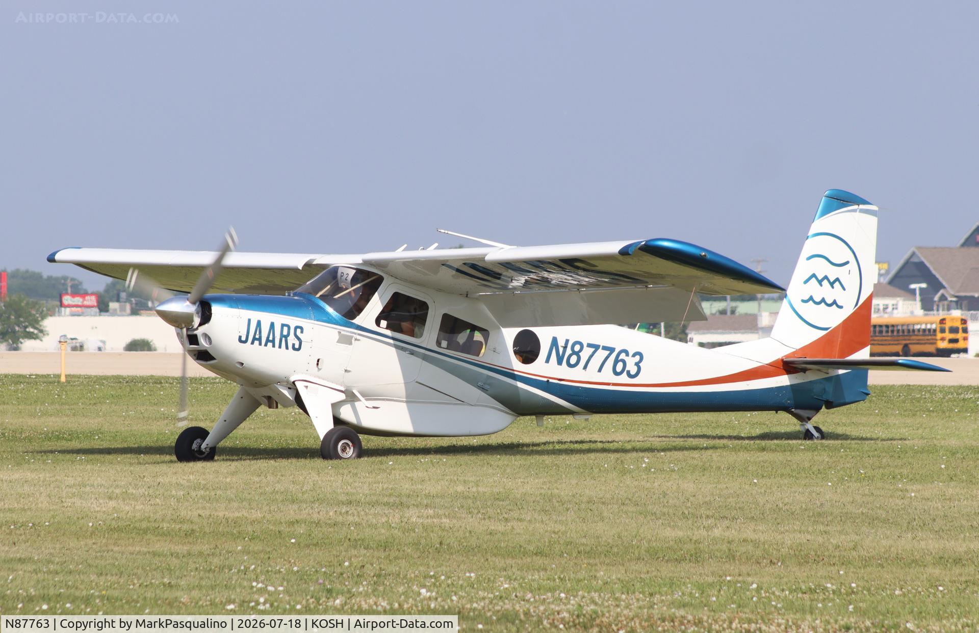 Aircraft N87763, Helio U-10B Super Courier, c/n 558, Helio U-10B Super Courier, at KOSH, photo by MarkPasqualino