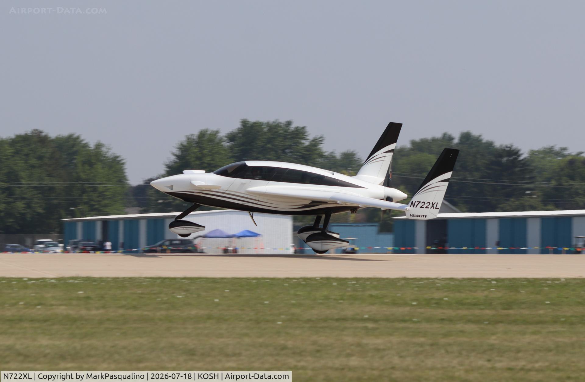 Aircraft N722XL, 2013 Velocity Velocity XL FG, c/n 3FX038, Velocity XL FG, at KOSH, photo by MarkPasqualino