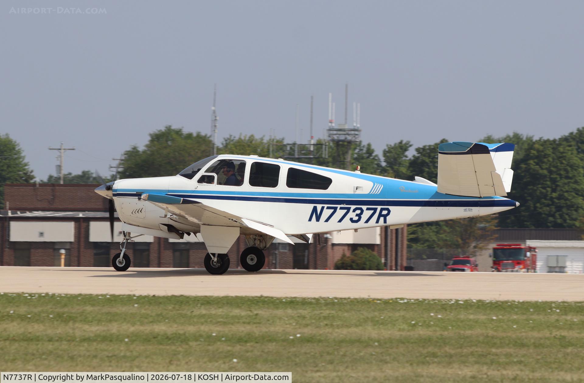 Aircraft N7737R, 1968 Beech V35A Bonanza, c/n D-8876, Beech V35A, at KOSH, photo by MarkPasqualino