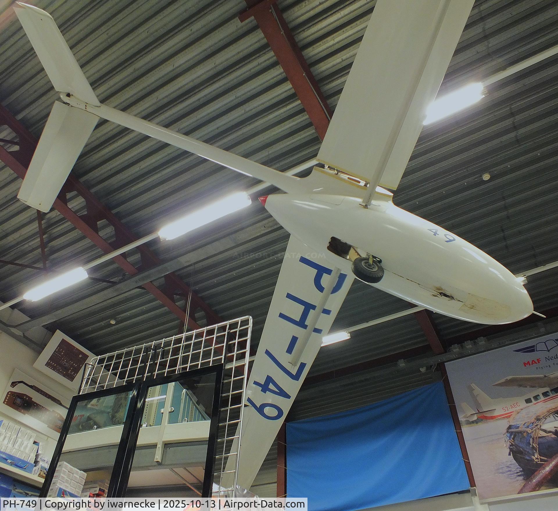 Aircraft PH-749, AmEagle American Eaglet, c/n not found_PH-, AmEagle American Eaglet preserved at the Luchtvaart Hobby Shop, Aalsmeerderbrug, photo by iwarnecke