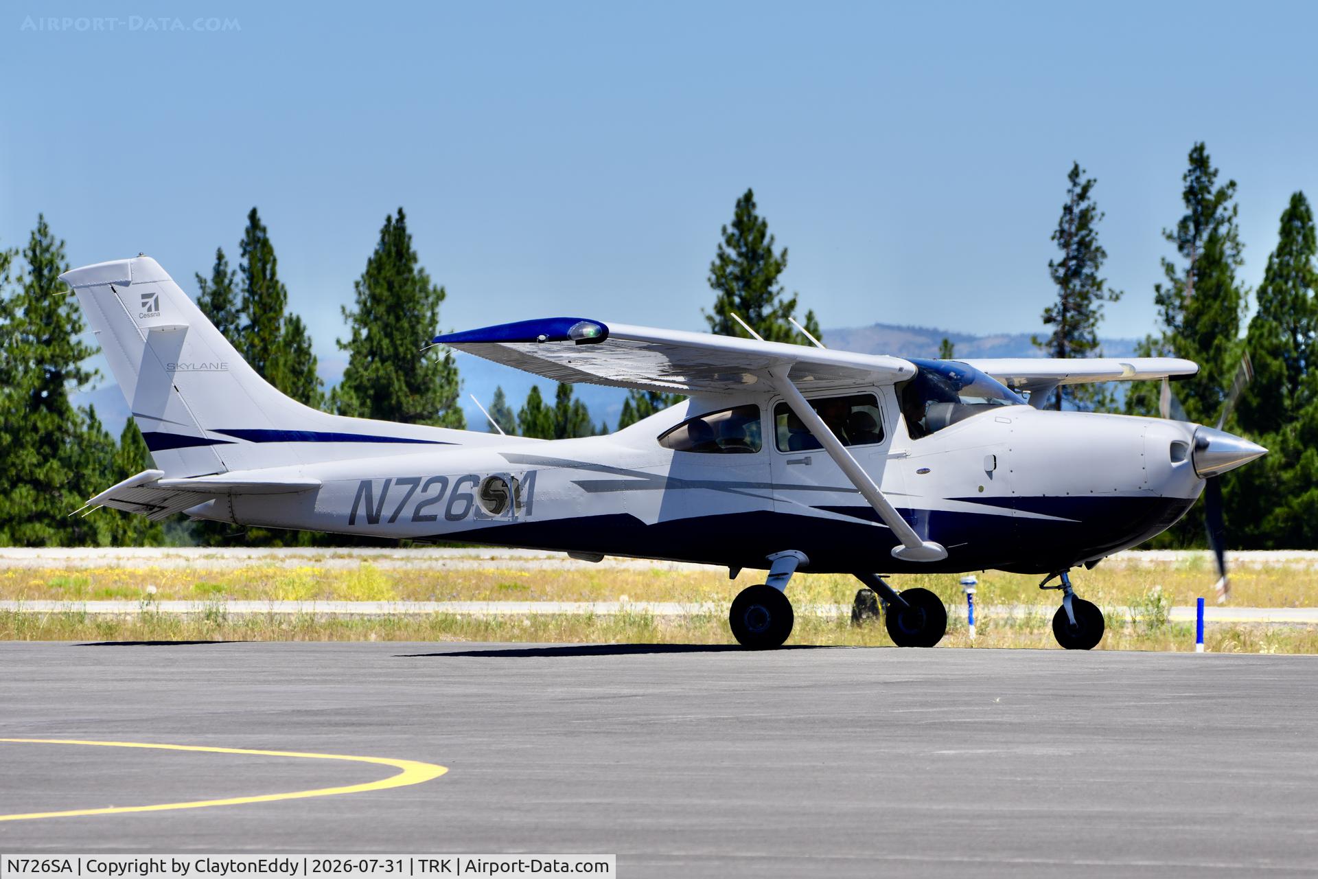 Aircraft N726SA, Cessna 182T Skylane, c/n 18282221, Truckee Tahoe airport in California 2026, at TRK, photo by ClaytonEddy