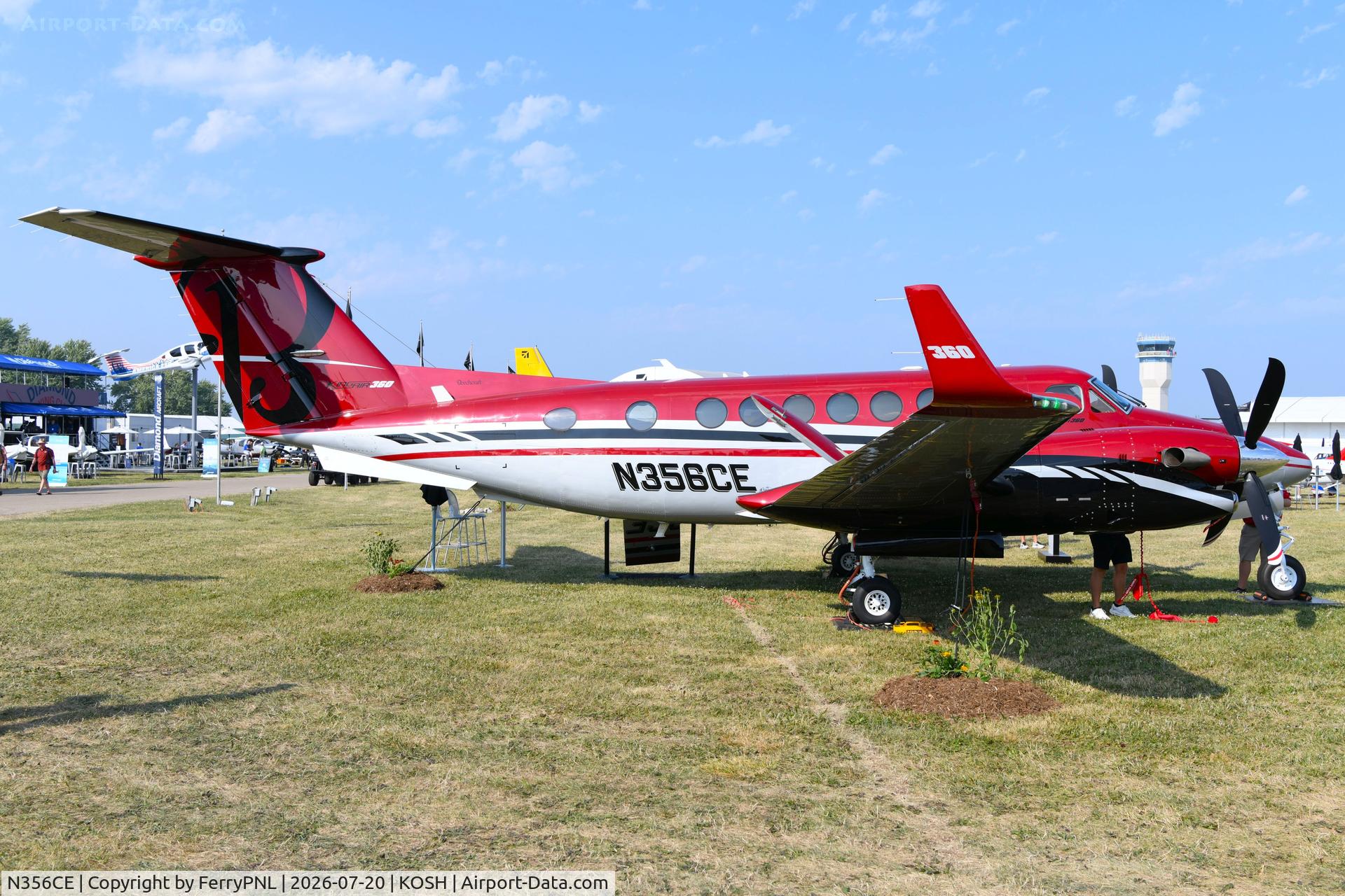 Aircraft N356CE, 2025 Beech B300 King Air, c/n FL-1356, Textron demo Be360, at KOSH, photo by FerryPNL