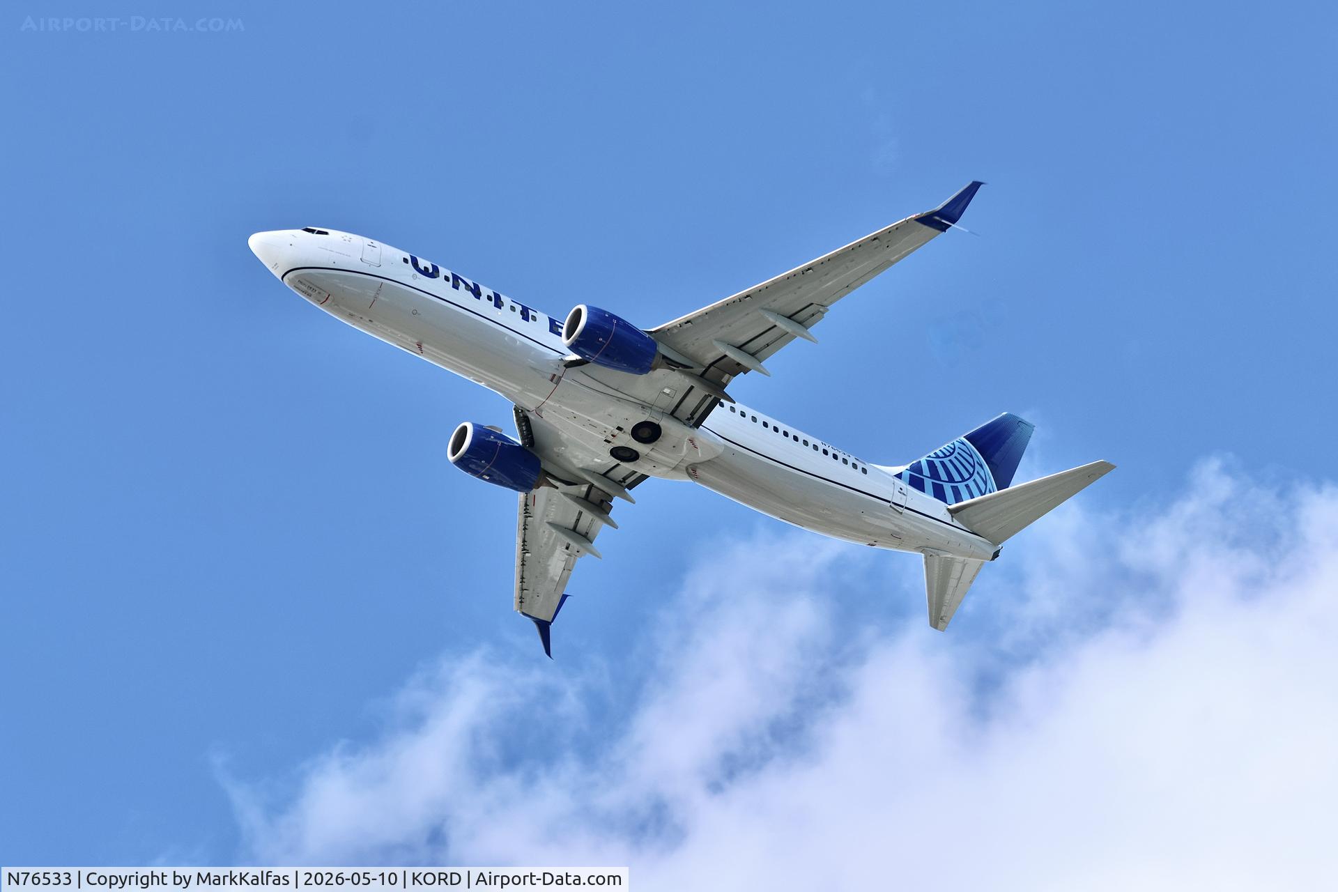 Aircraft N76533, 2016 Boeing 737-824, c/n 62748, B738 United Airlines Boeing 737-824 N76533 departing 28R KORD, at KORD, photo by MarkKalfas